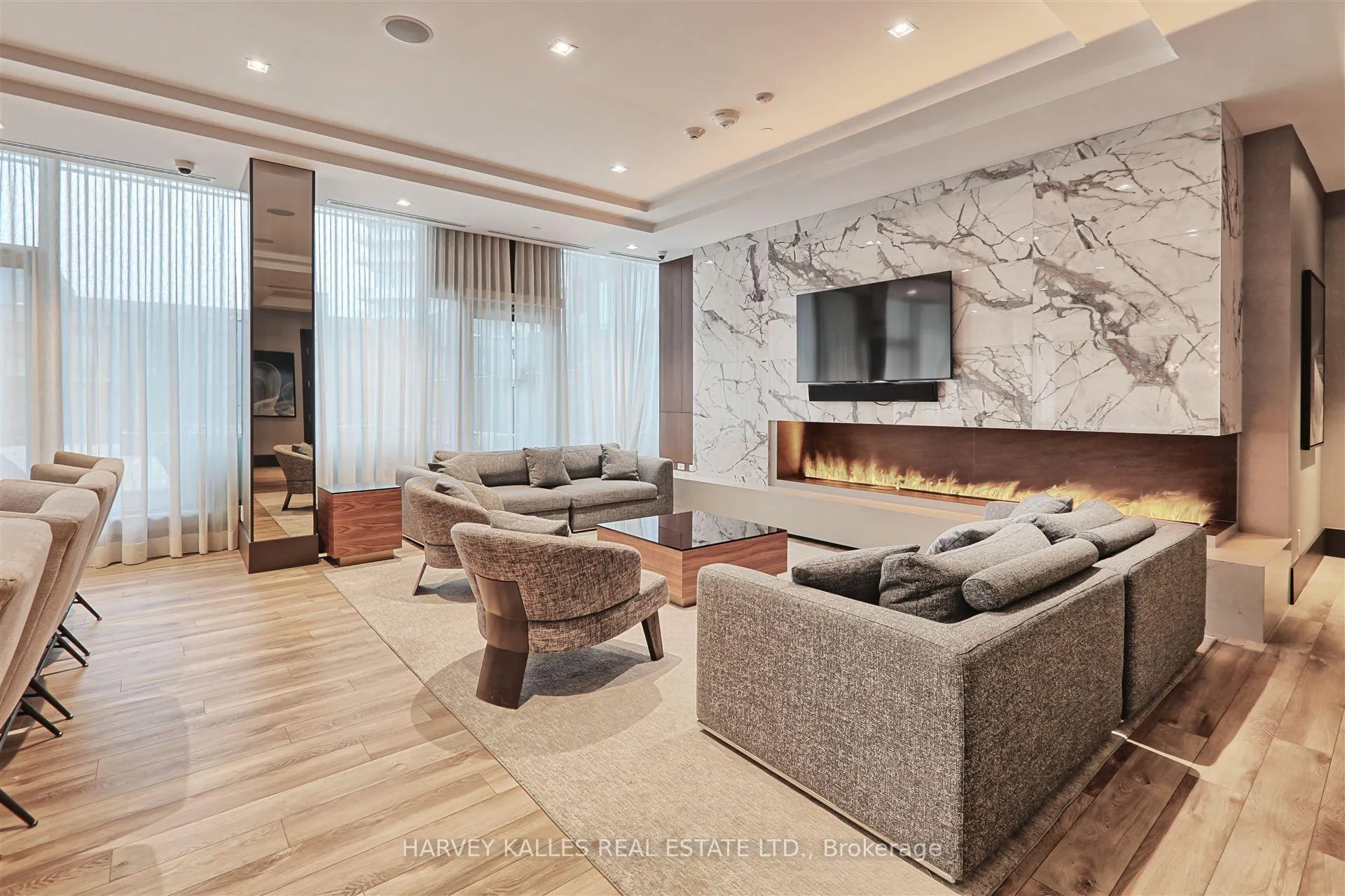 Photo 58 of Unit 412, 4208 Dundas Street W, Etobicoke, Edenbridge-Humber Valley — HOMEH