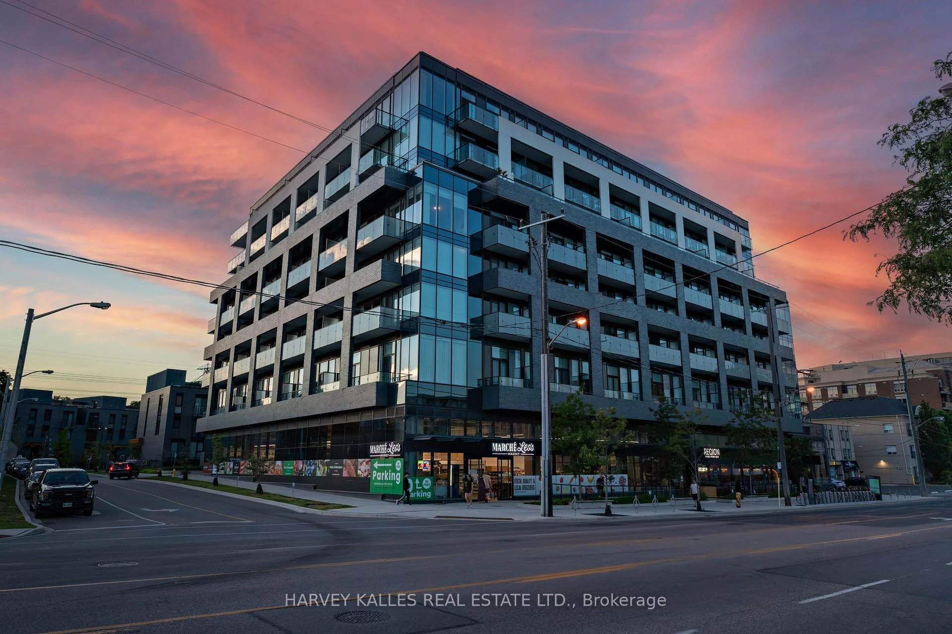 Photo 2 of Unit 412, 4208 Dundas Street W, Etobicoke, Edenbridge-Humber Valley — HOMEH