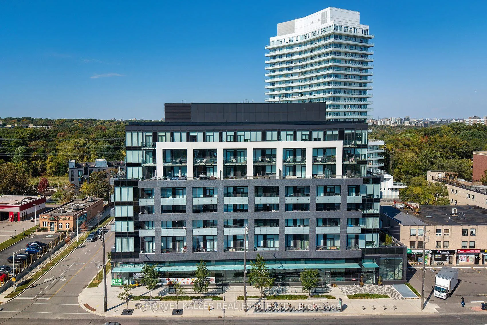 Photo 10 of Unit 412, 4208 Dundas Street W, Etobicoke, Edenbridge-Humber Valley — HOMEH