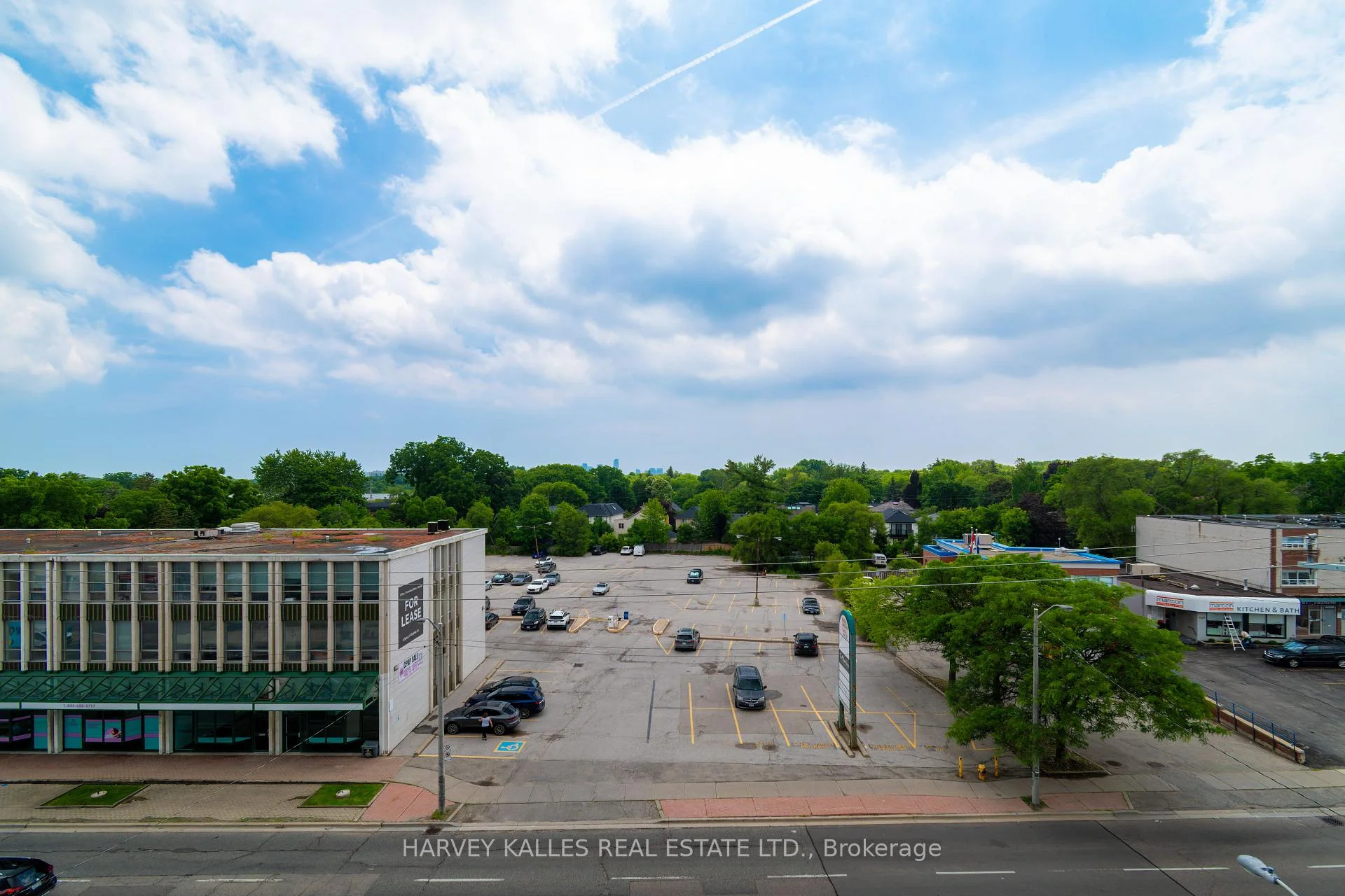 Photo 40 of Unit 412, 4208 Dundas Street W, Etobicoke, Edenbridge-Humber Valley — HOMEH