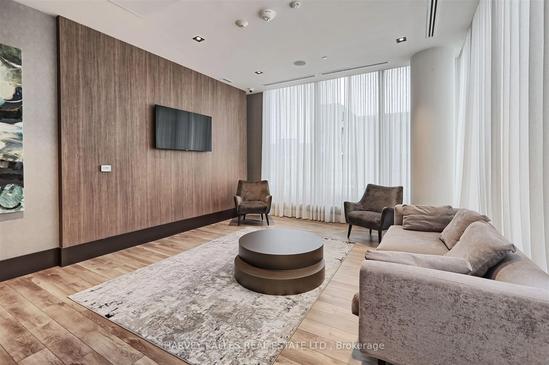 Photo 64 of Unit 412, 4208 Dundas Street W, Etobicoke, Edenbridge-Humber Valley — HOMEH