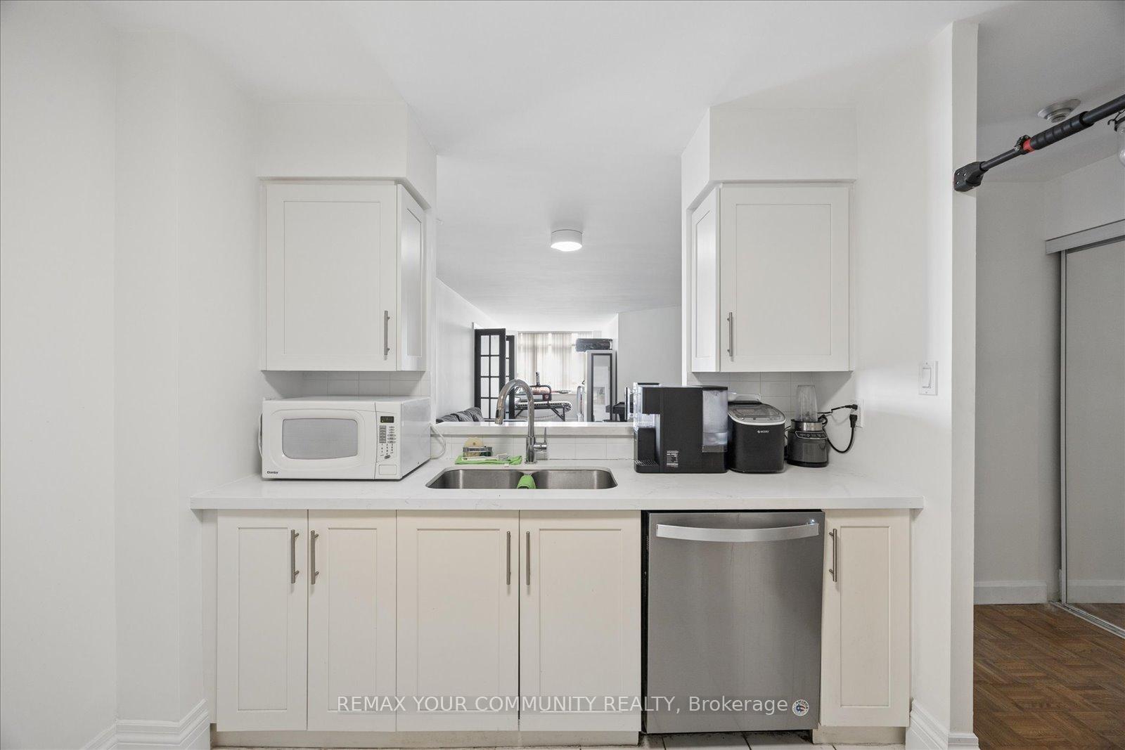 Photo 6 of Unit 706, 70 Mill Street, Toronto, Waterfront Communities — HOMEH
