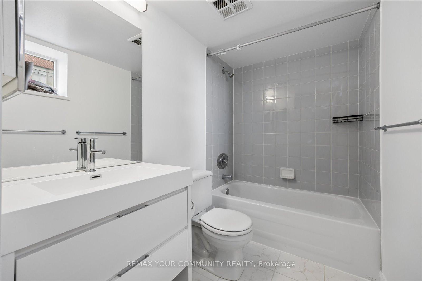Photo 16 of Unit 706, 70 Mill Street, Toronto, Waterfront Communities — HOMEH