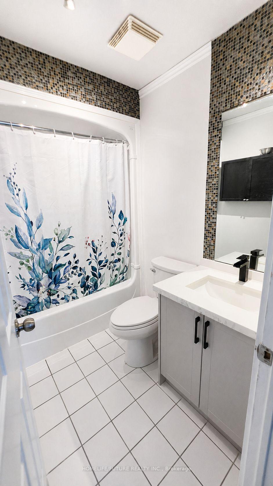 Photo 12 of 98 Guildwood Drive, Clarington, Bowmanville — HOMEH