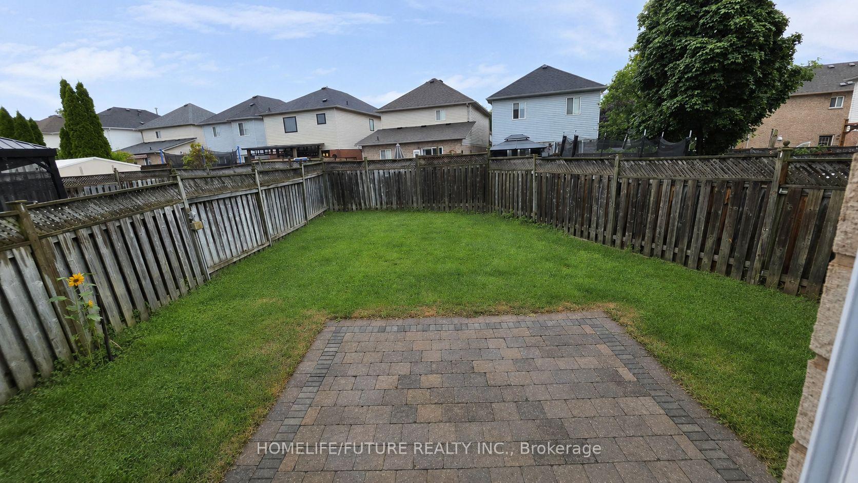 Photo 18 of 98 Guildwood Drive, Clarington, Bowmanville — HOMEH