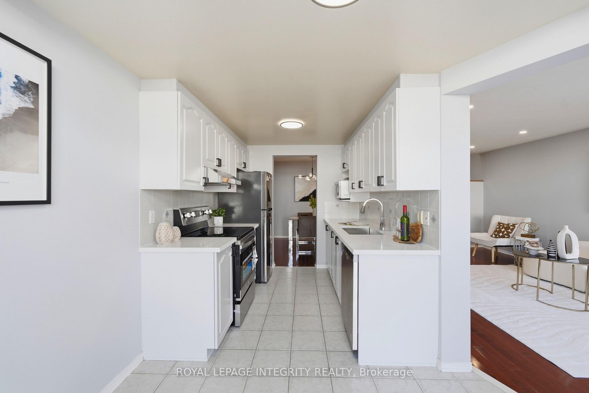 Photo 13 of 2254 Silverado Crescent, Ottawa, Avalon East — HOMEH