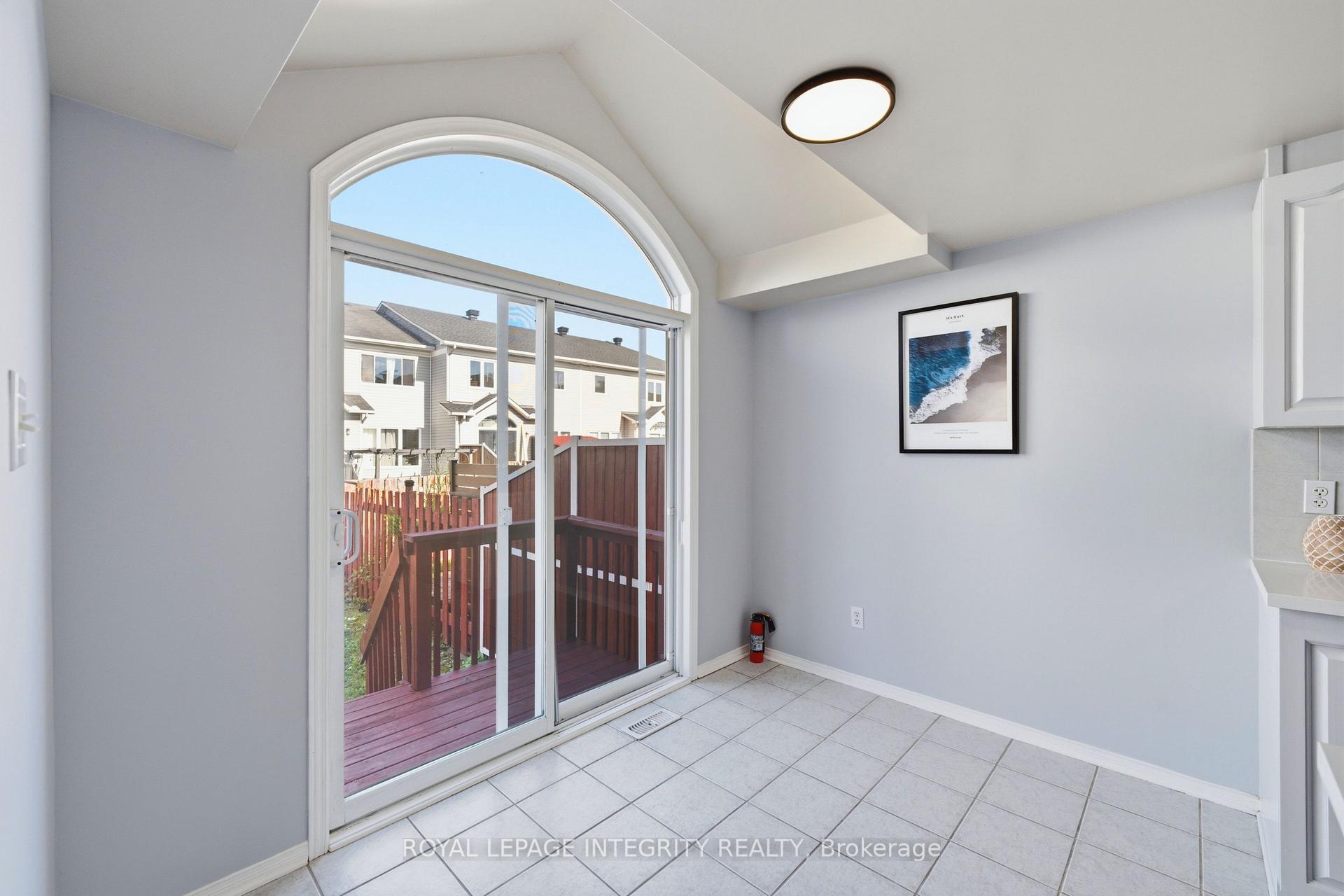 Photo 17 of 2254 Silverado Crescent, Ottawa, Avalon East — HOMEH