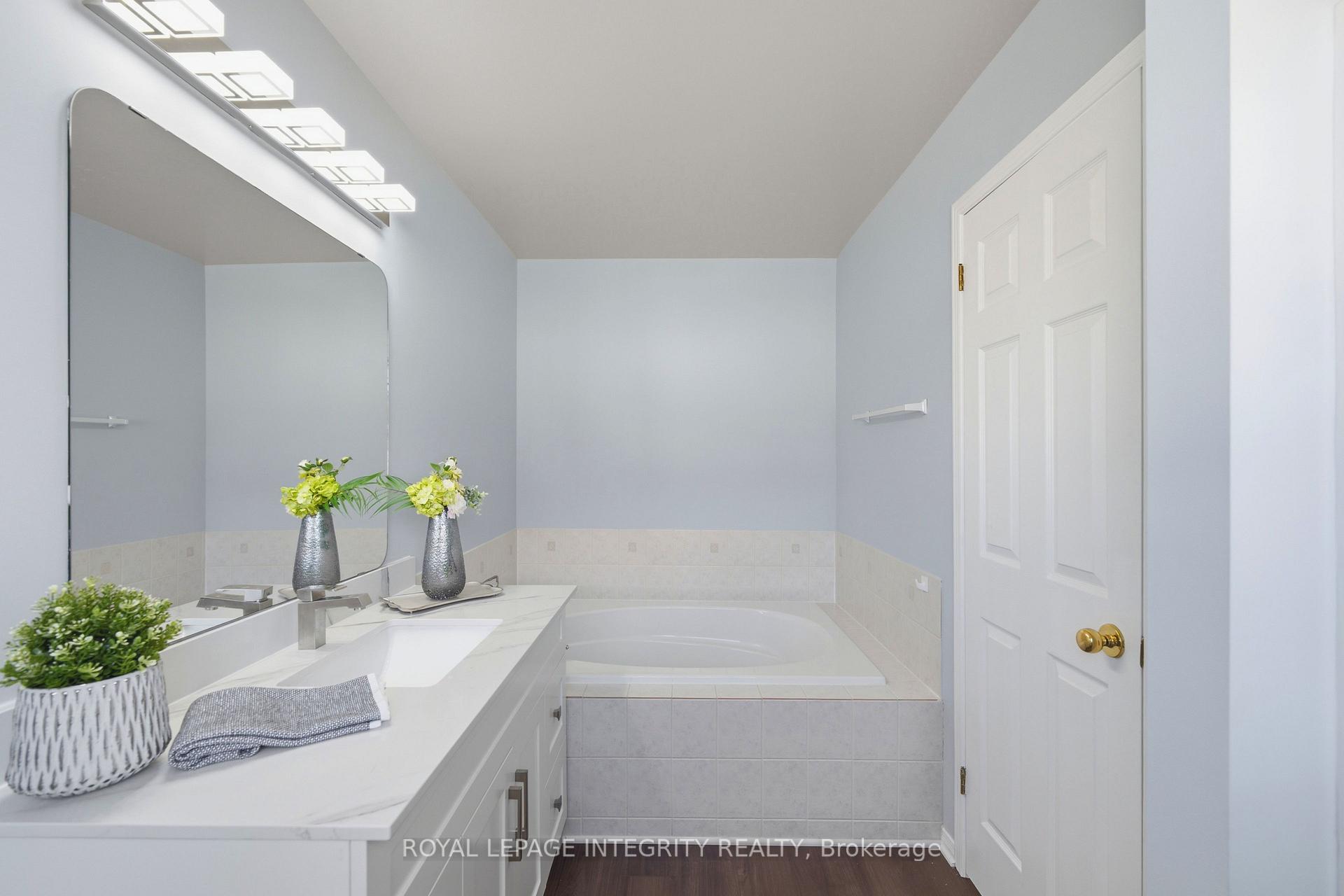 Photo 23 of 2254 Silverado Crescent, Ottawa, Avalon East — HOMEH