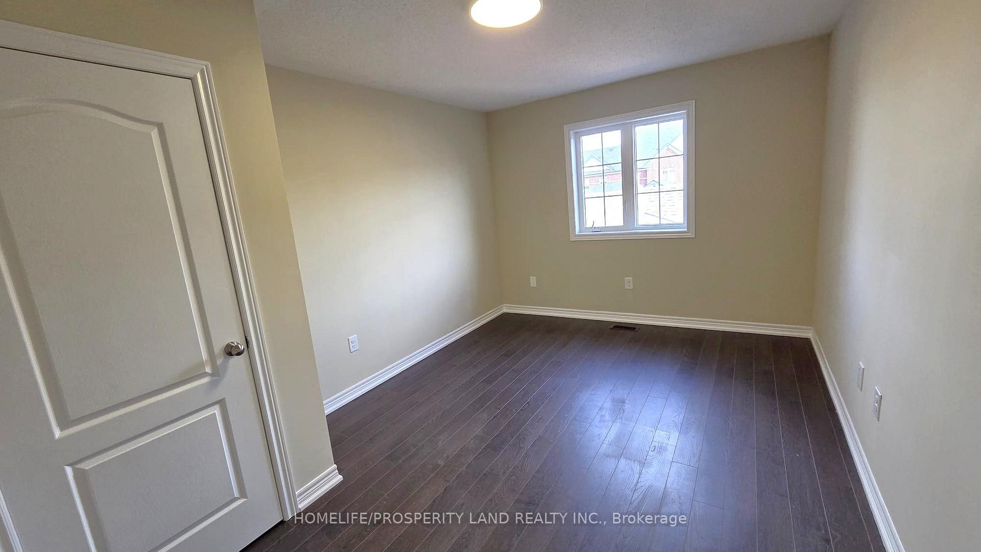 Photo 12 of 39 Beechborough Crescent, East Gwillimbury, Sharon — HOMEH