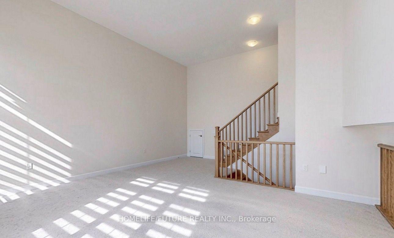 Photo 20 of 99 York Drive, Peterborough, Monaghan Ward 2 — HOMEH