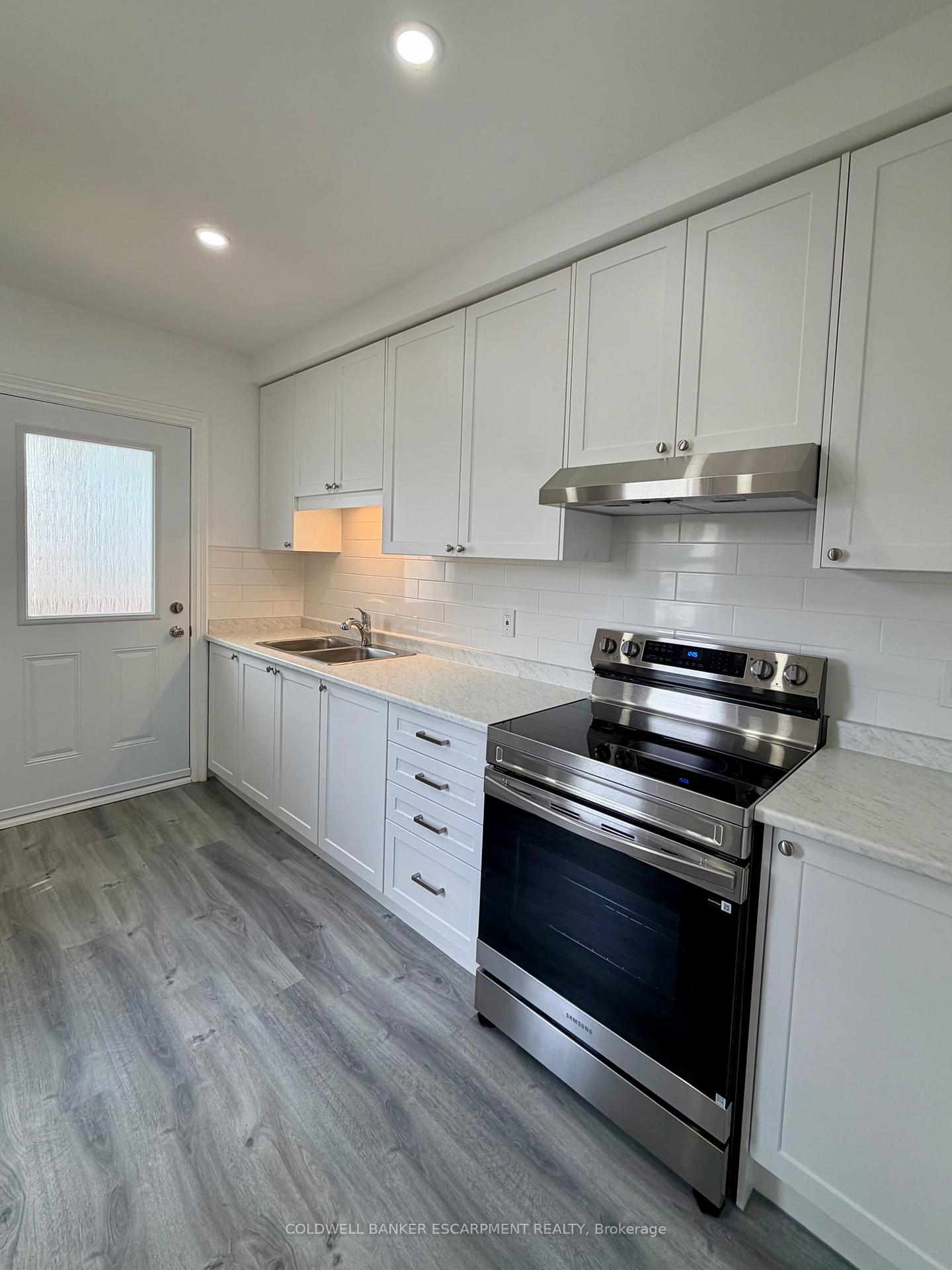 Front of Unit Apartment A, 5 Mill Street