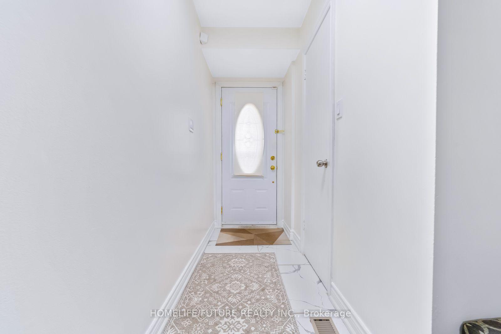 Photo 5 of 118 Brookmill Boulevard, Scarborough, L'Amoreaux — HOMEH