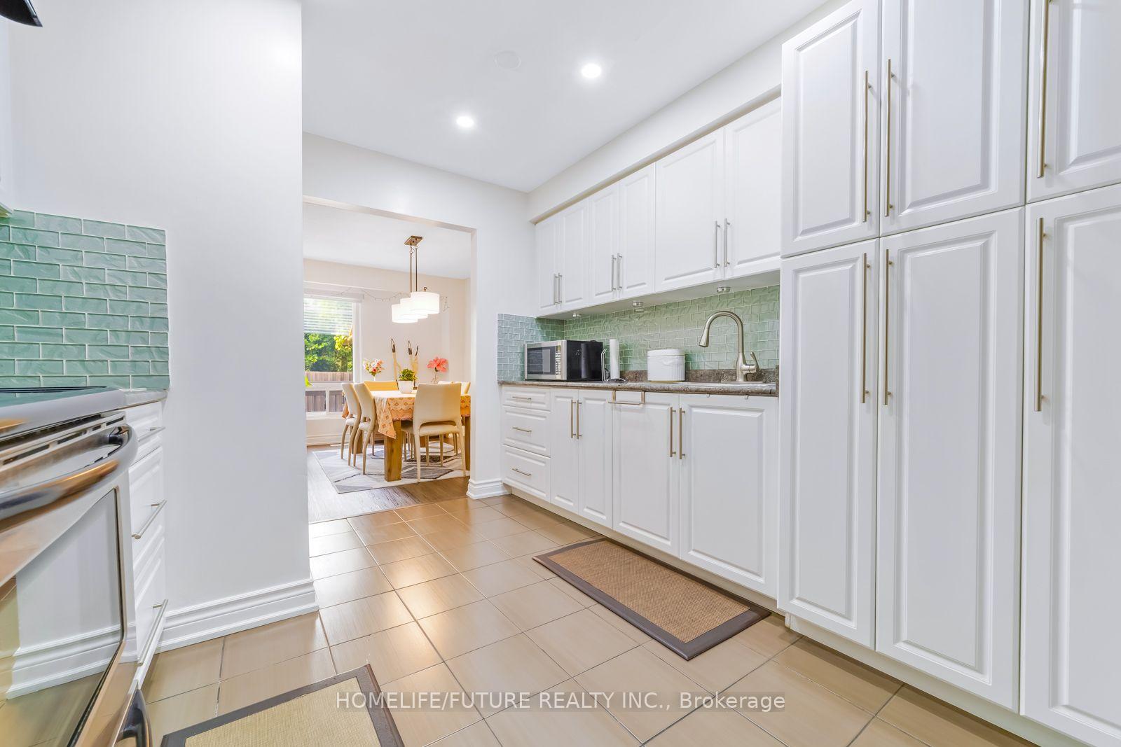 Photo 15 of 118 Brookmill Boulevard, Scarborough, L'Amoreaux — HOMEH