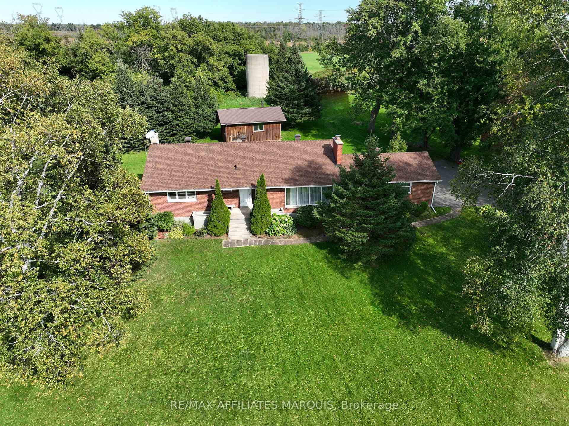 Photo 2 of 499 County Rd 29, Rideau Lakes, Rideau Lakes (South Elmsley) Twp — HOMEH
