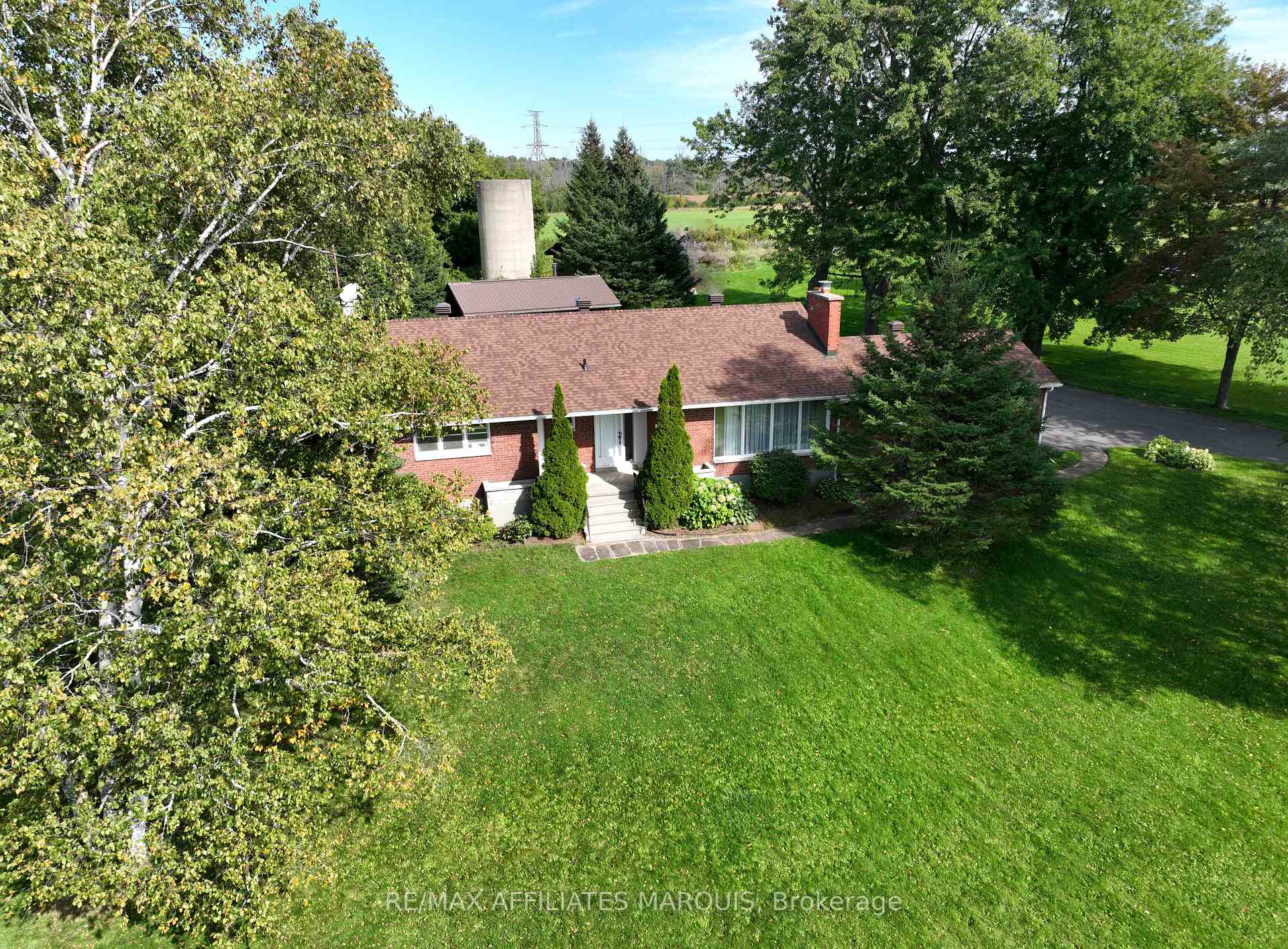 Photo 3 of 499 County Rd 29, Rideau Lakes, Rideau Lakes (South Elmsley) Twp — HOMEH