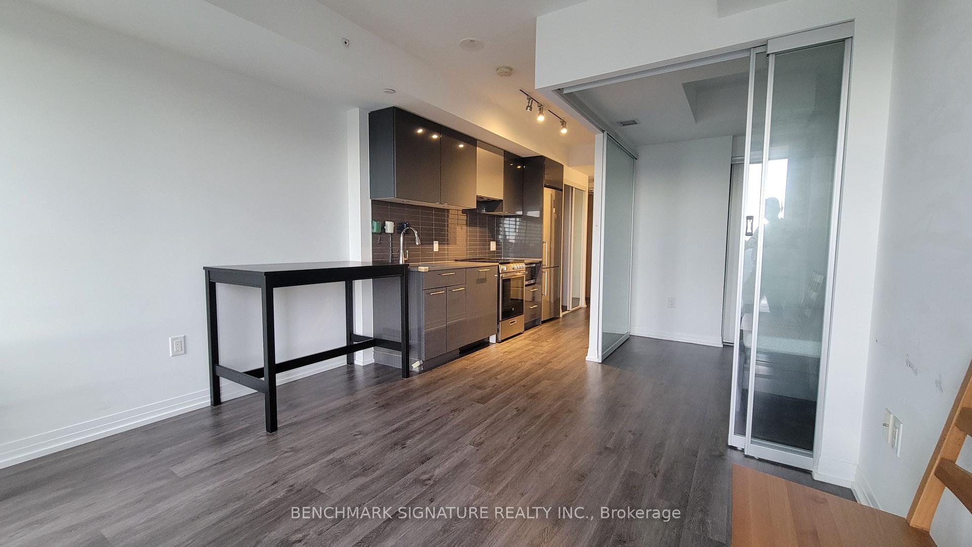 Photo 5 of Unit 3201, 251 Jarvis Street, Toronto, Moss Park — HOMEH