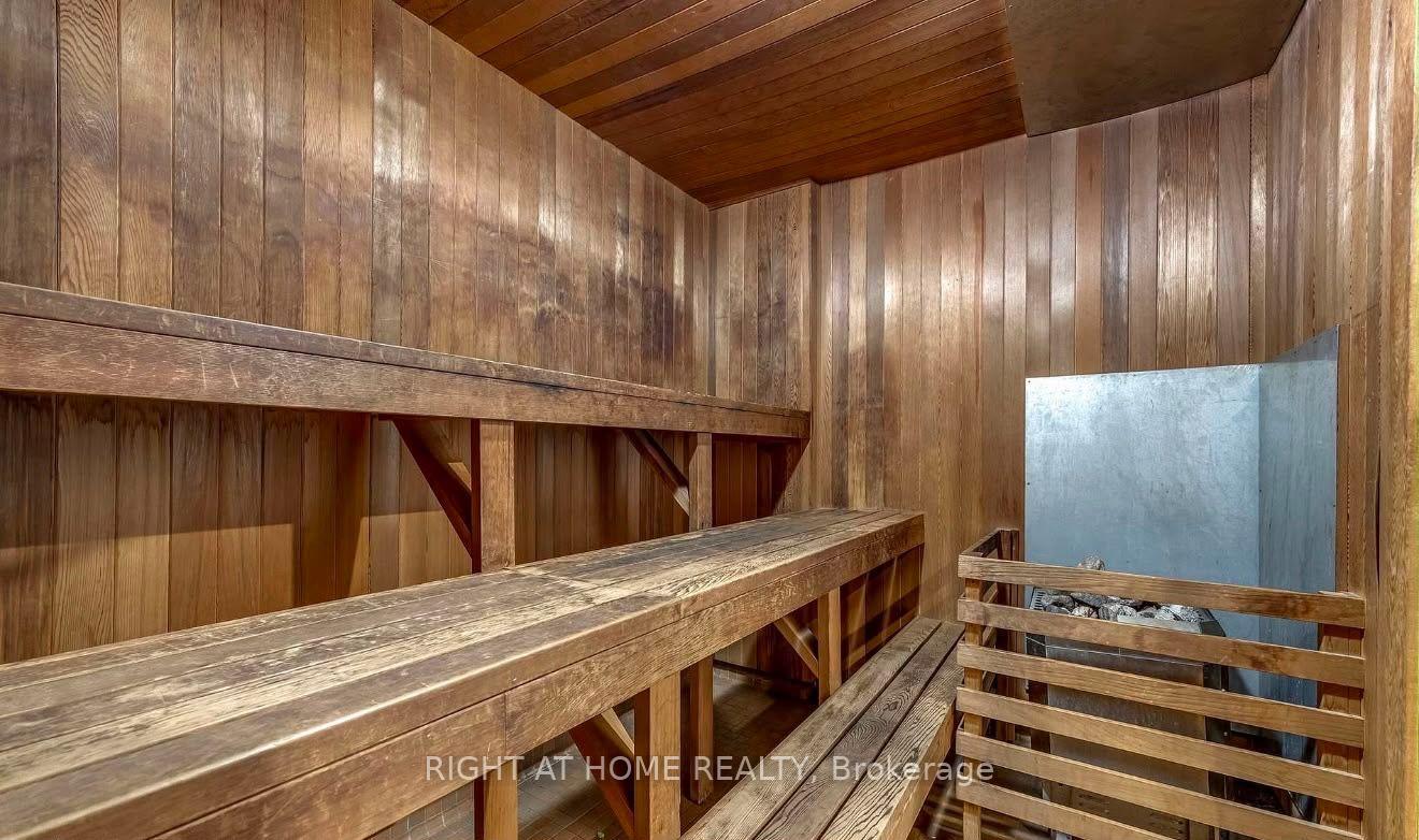 Photo 24 of Unit 1102, 820 Burnhamthorpe Road, Etobicoke, Markland Wood — HOMEH
