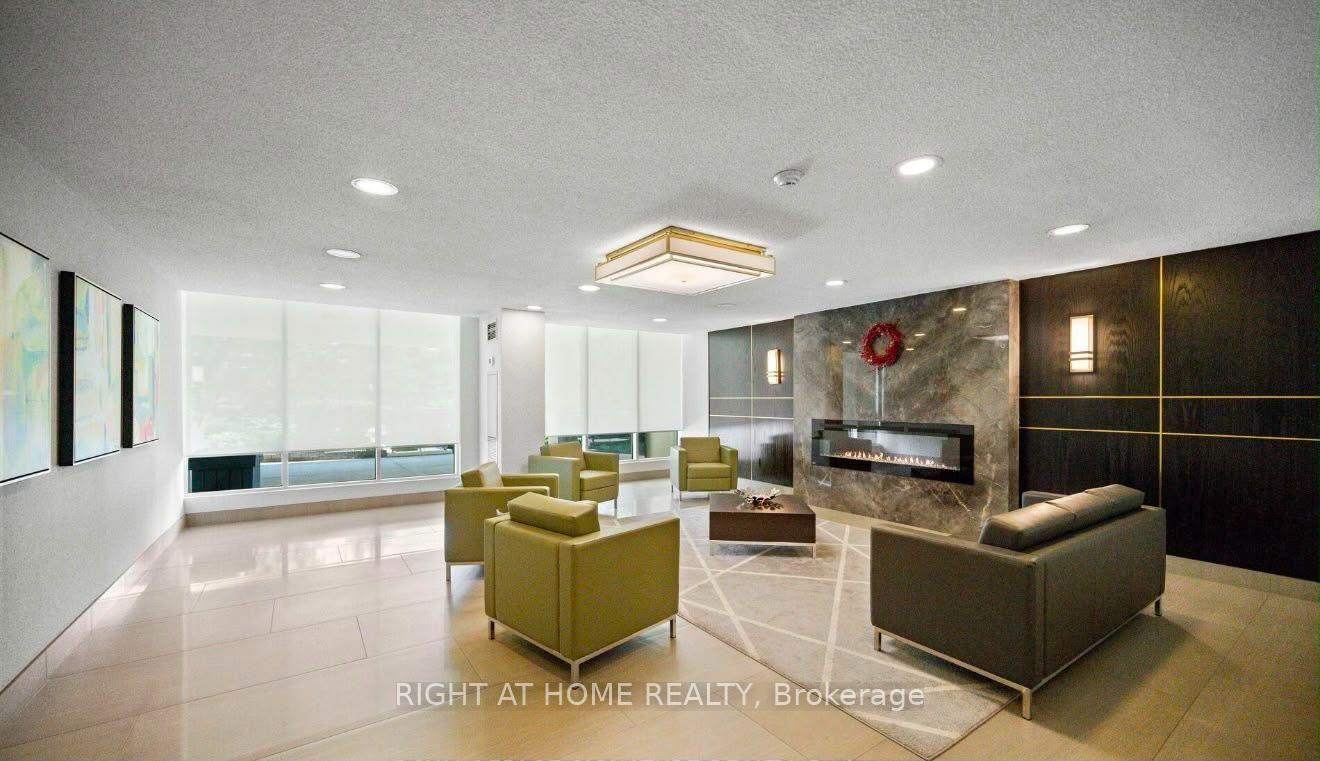 Photo 31 of Unit 1102, 820 Burnhamthorpe Road, Etobicoke, Markland Wood — HOMEH