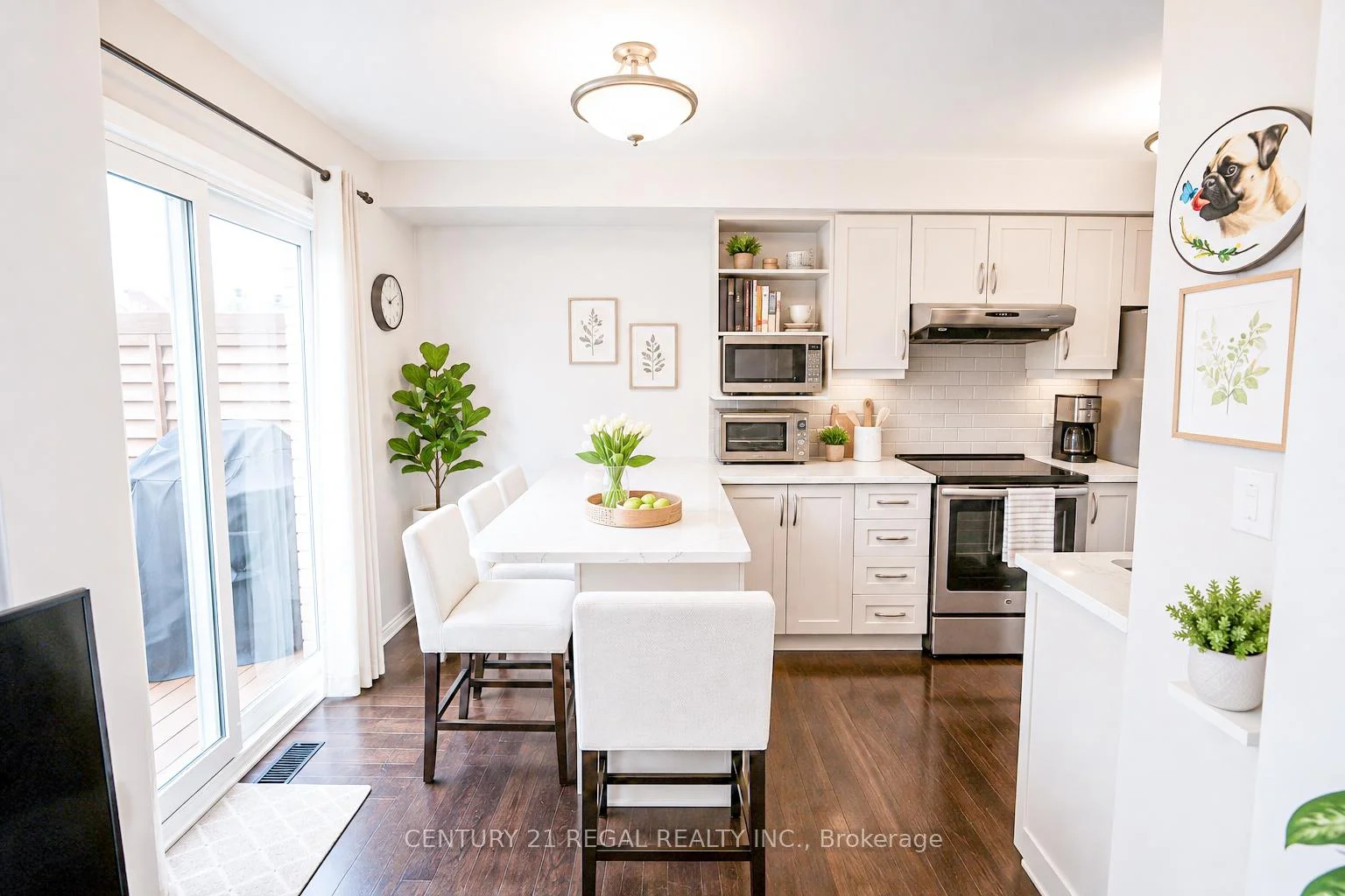 Photo 12 of 46 Blacksmith Lane, Whitby, Williamsburg — HOMEH