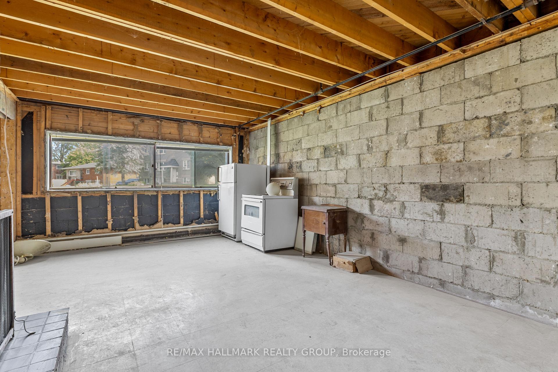 Photo 26 of 492 Vernon Avenue, Ottawa, Castle Heights — HOMEH