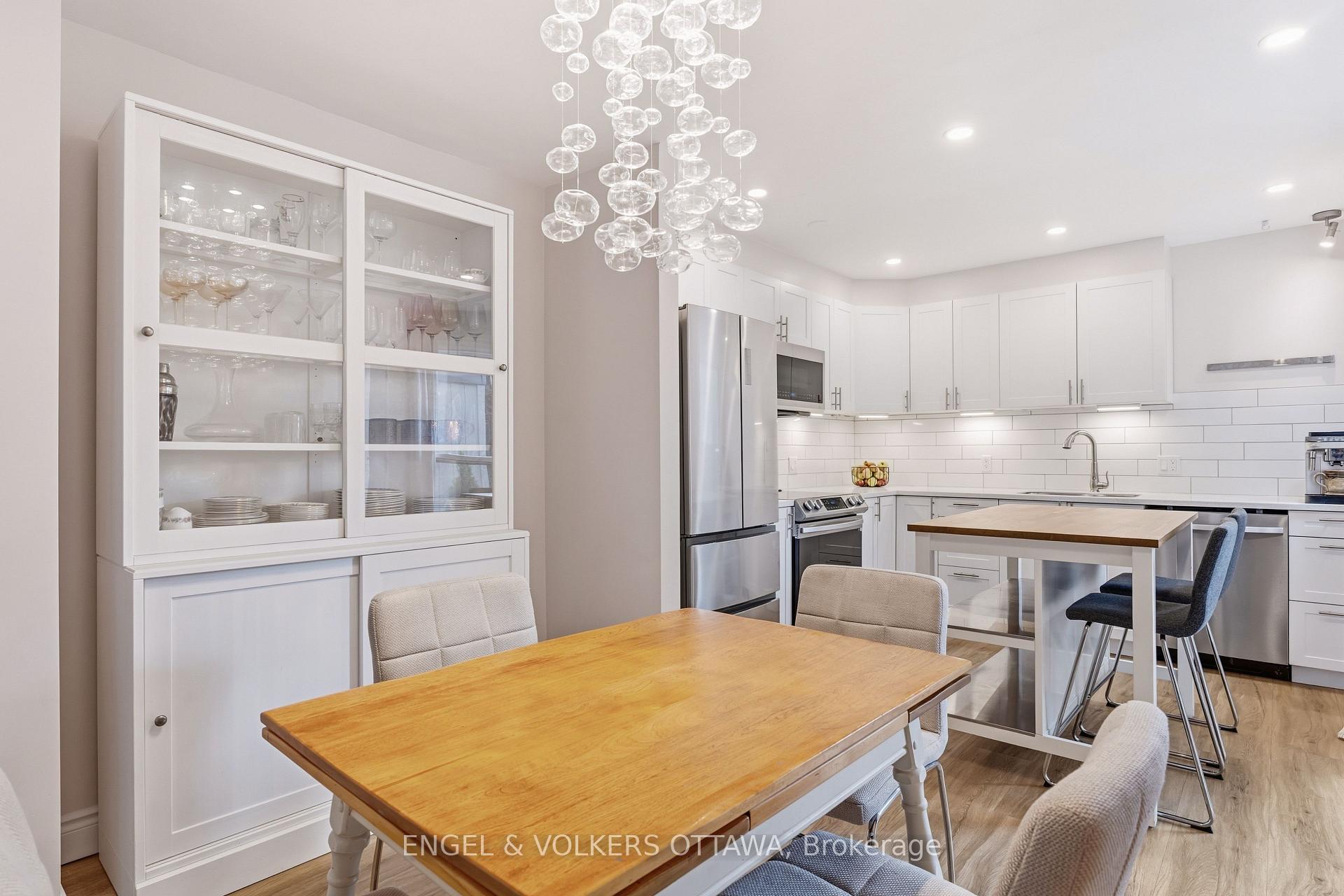 Photo 12 of 38 Compata Way, Ottawa, Blackburn Hamlet (South) — HOMEH