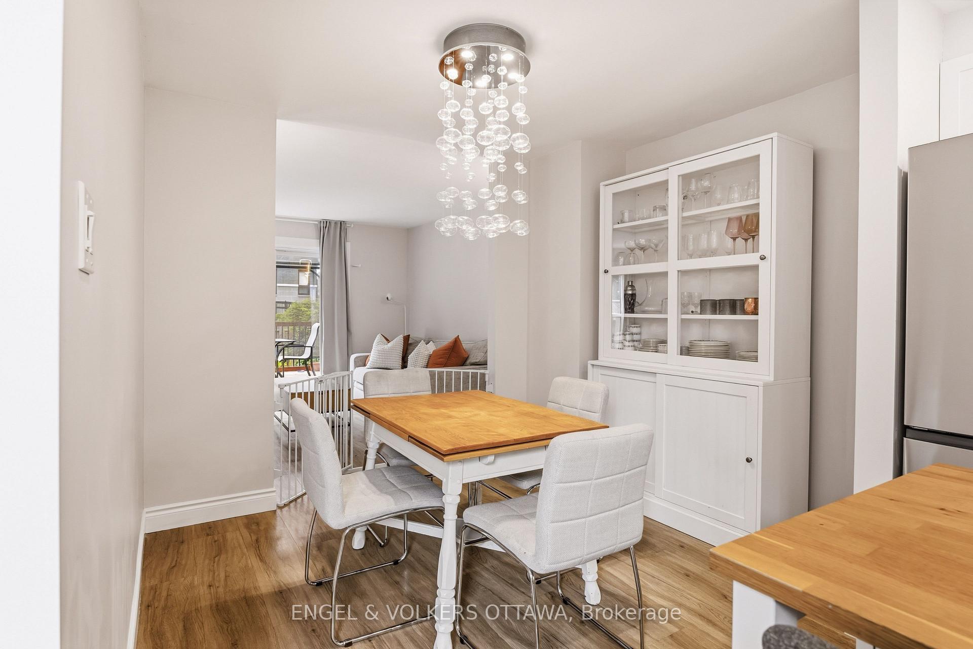 Photo 13 of 38 Compata Way, Ottawa, Blackburn Hamlet (South) — HOMEH
