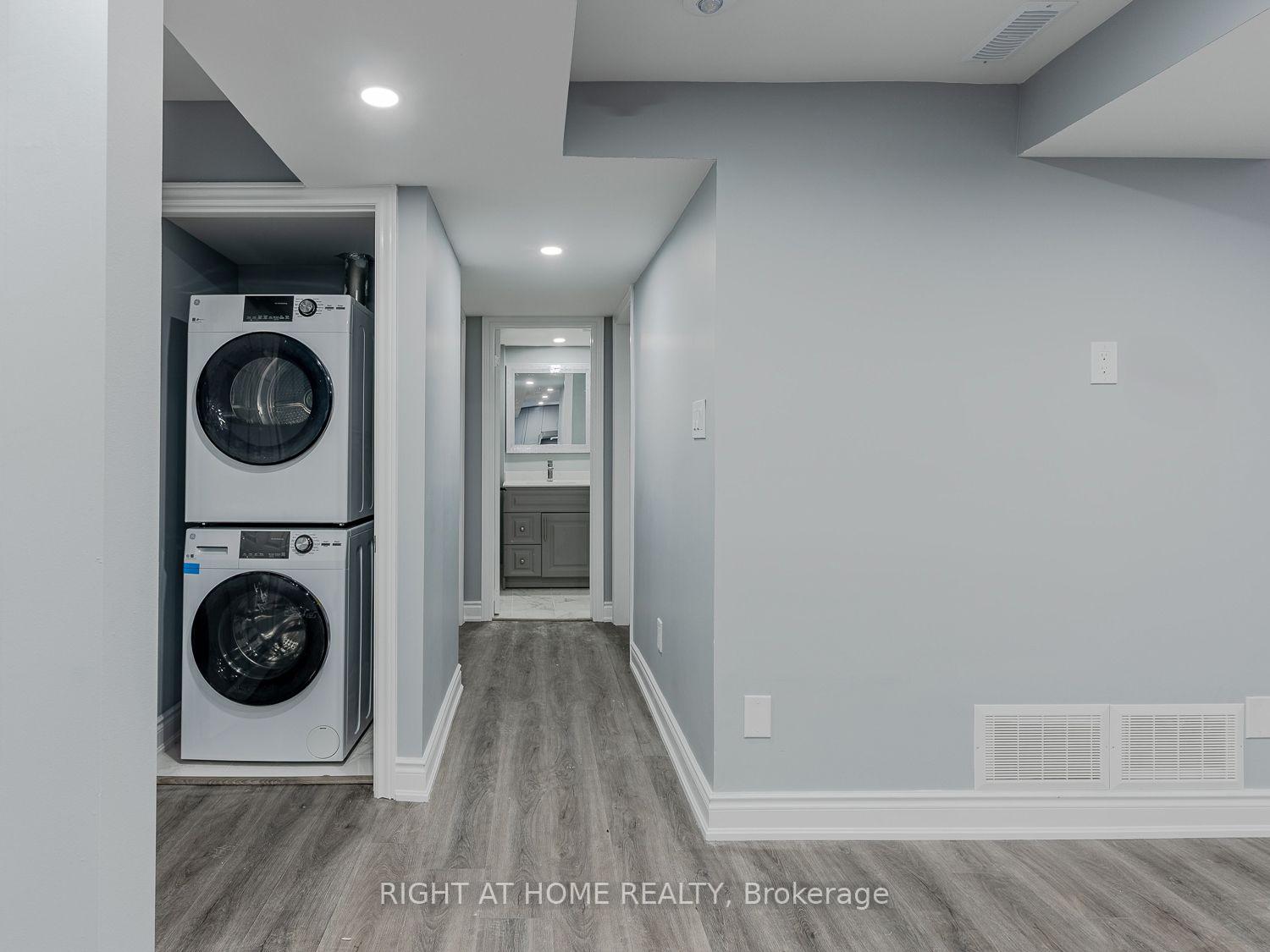 Photo 6 of Unit B, 99 Purcell Crescent, Vaughan, Maple — HOMEH