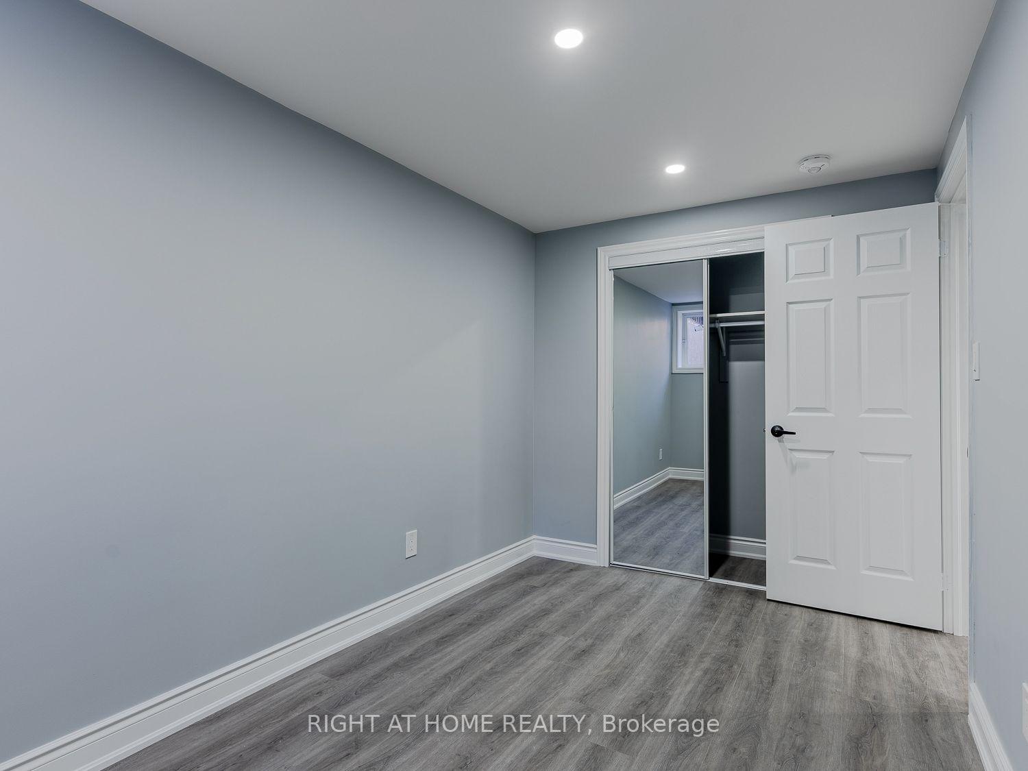 Photo 8 of Unit B, 99 Purcell Crescent, Vaughan, Maple — HOMEH