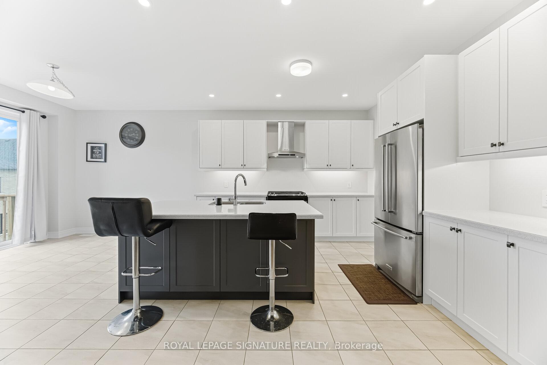 Photo 11 of 78 Bearberry Road, Springwater, Midhurst — HOMEH