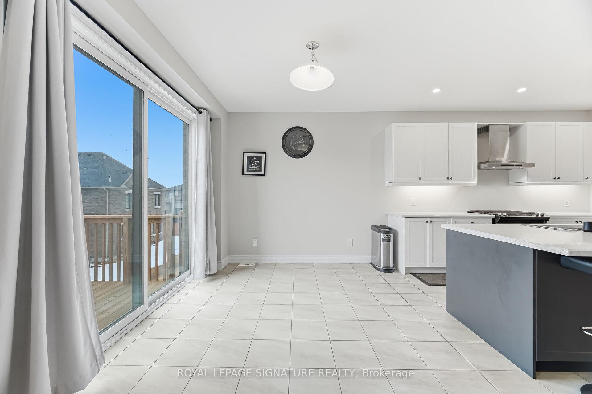 Photo 12 of 78 Bearberry Road, Springwater, Midhurst — HOMEH