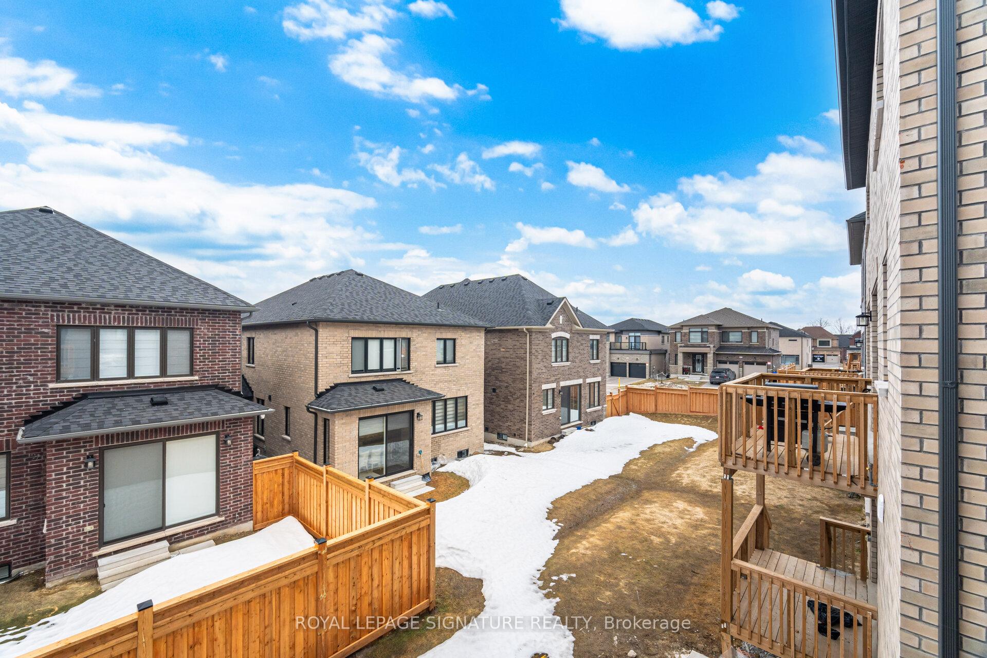 Photo 19 of 78 Bearberry Road, Springwater, Midhurst — HOMEH