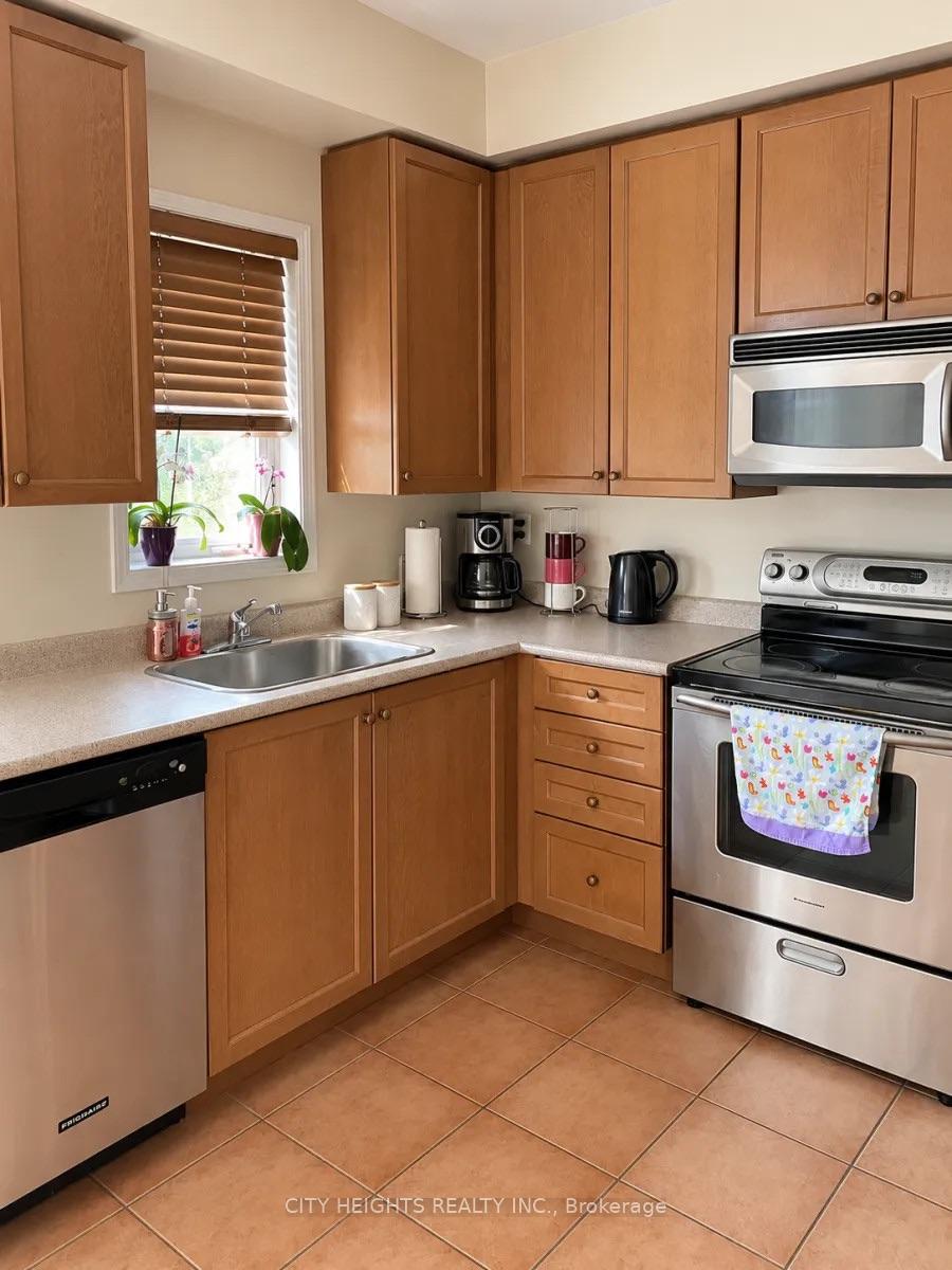 Photo 9 of Unit 27, 4222 Dixie Road, Mississauga, Rathwood — HOMEH