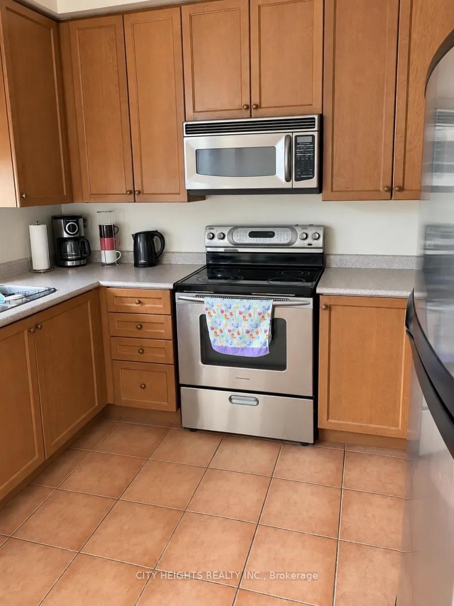 Photo 11 of Unit 27, 4222 Dixie Road, Mississauga, Rathwood — HOMEH