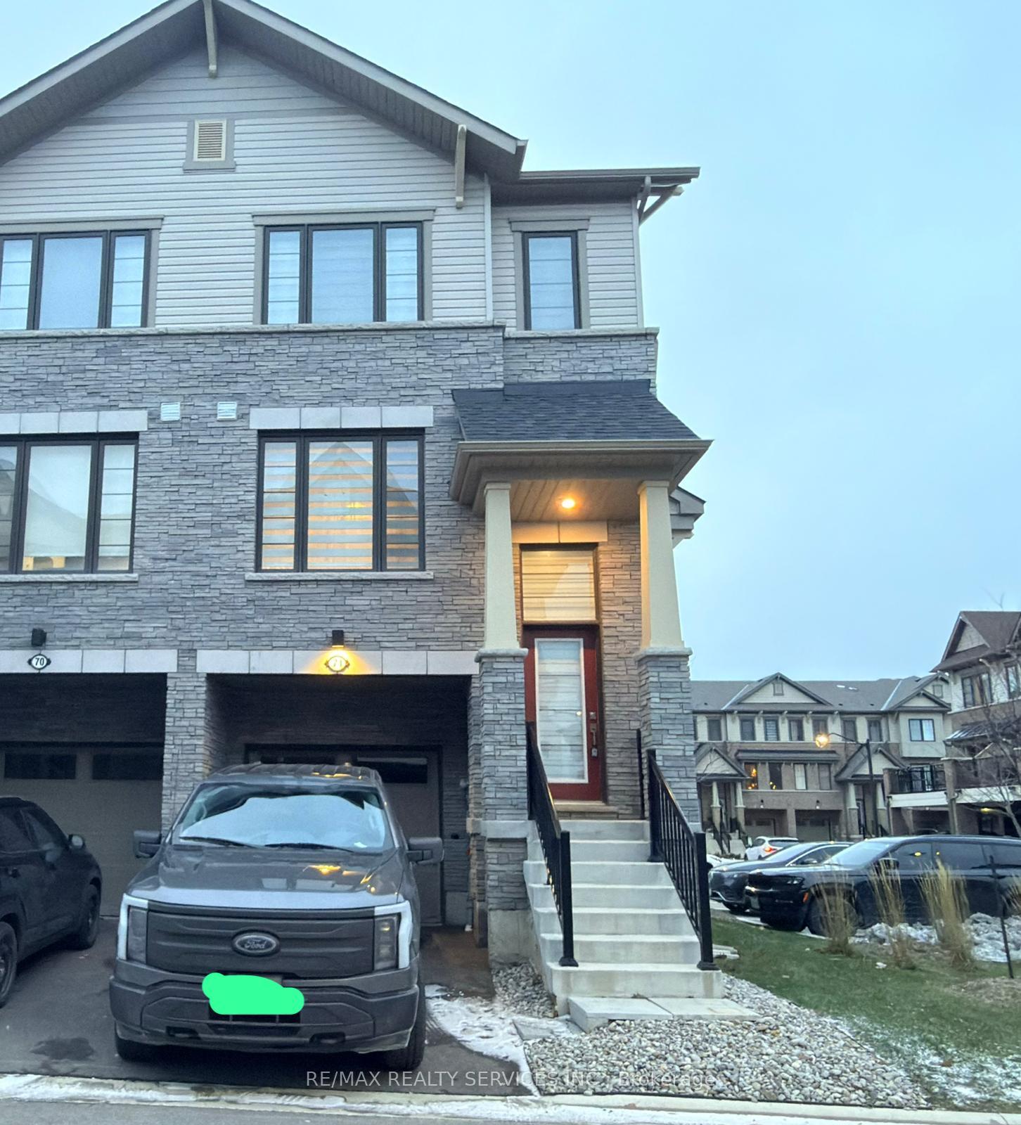 Photo 1 of Unit 71, 185 Bedrock Drive, Hamilton, Stoney Creek Mountain — HOMEH