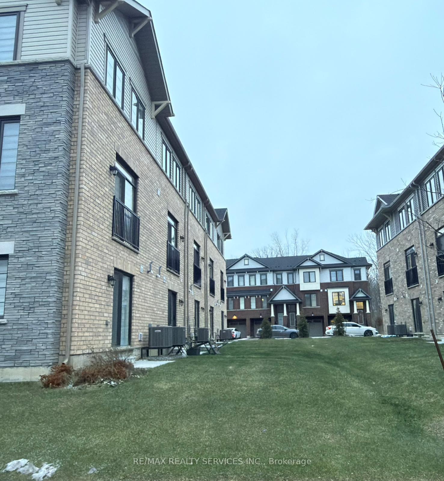 Photo 31 of Unit 71, 185 Bedrock Drive, Hamilton, Stoney Creek Mountain — HOMEH