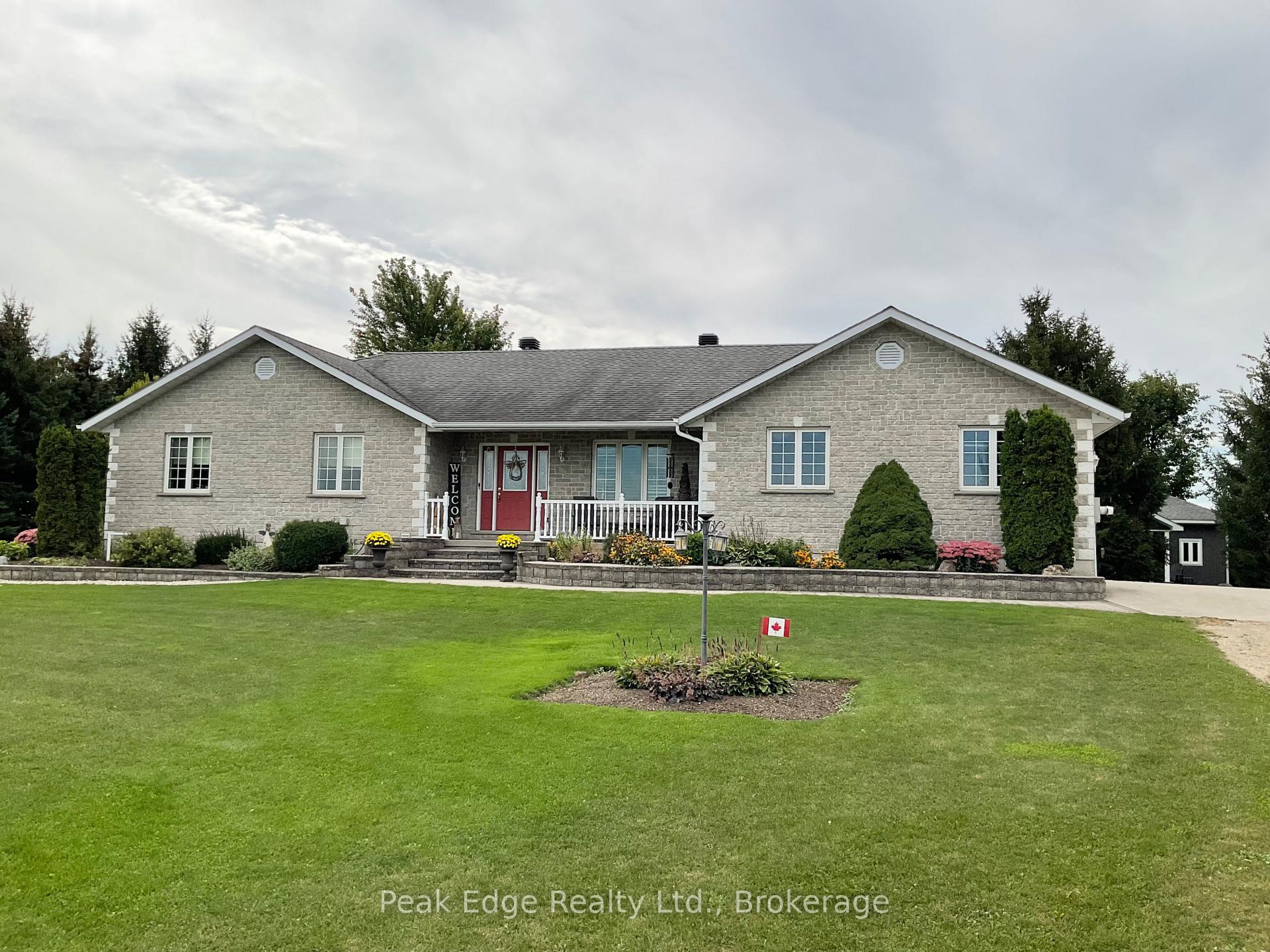 Photo of 5439 Wellington Rd 2