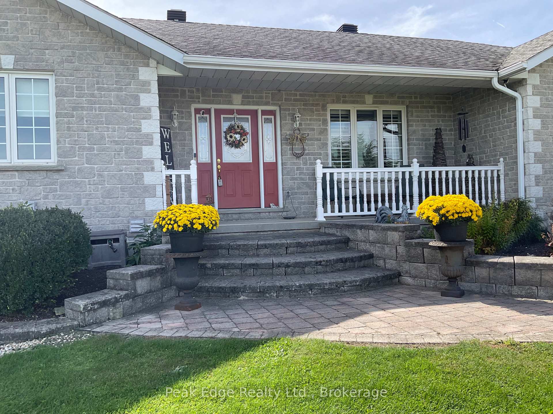 Photo 5 of 5439 Wellington Rd 2, Minto — HOMEH
