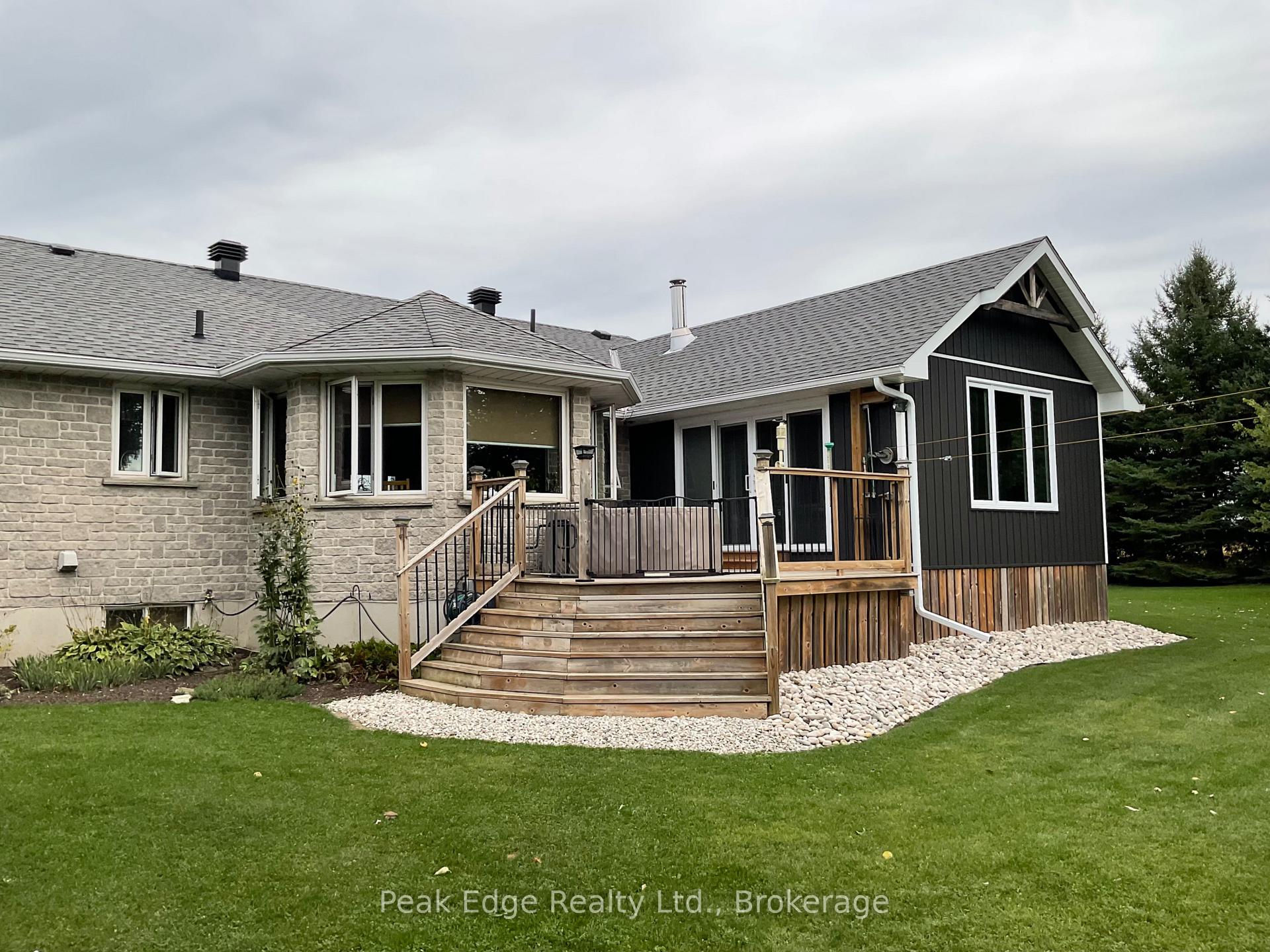 Photo 11 of 5439 Wellington Rd 2, Minto — HOMEH