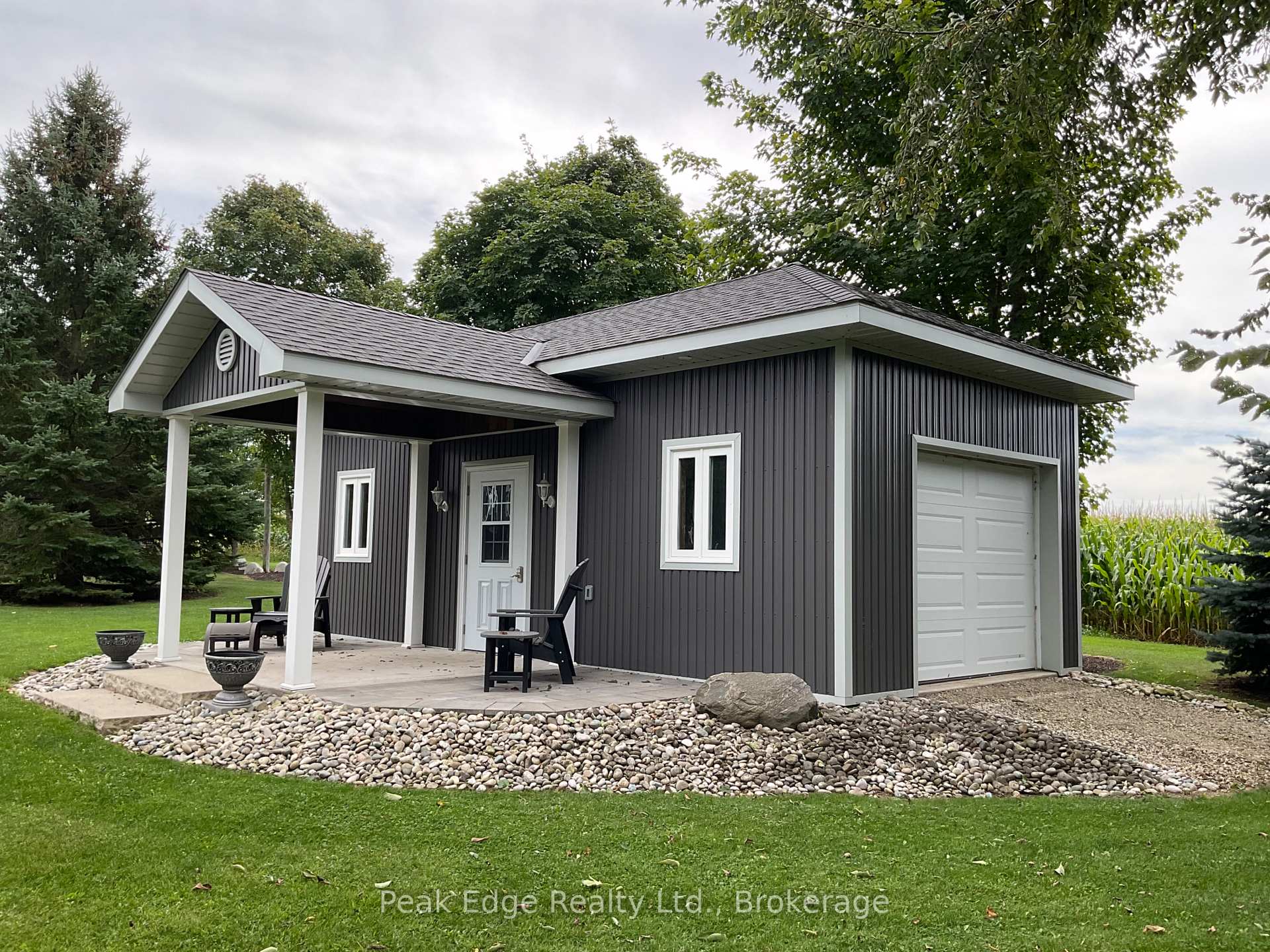 Photo 15 of 5439 Wellington Rd 2, Minto — HOMEH