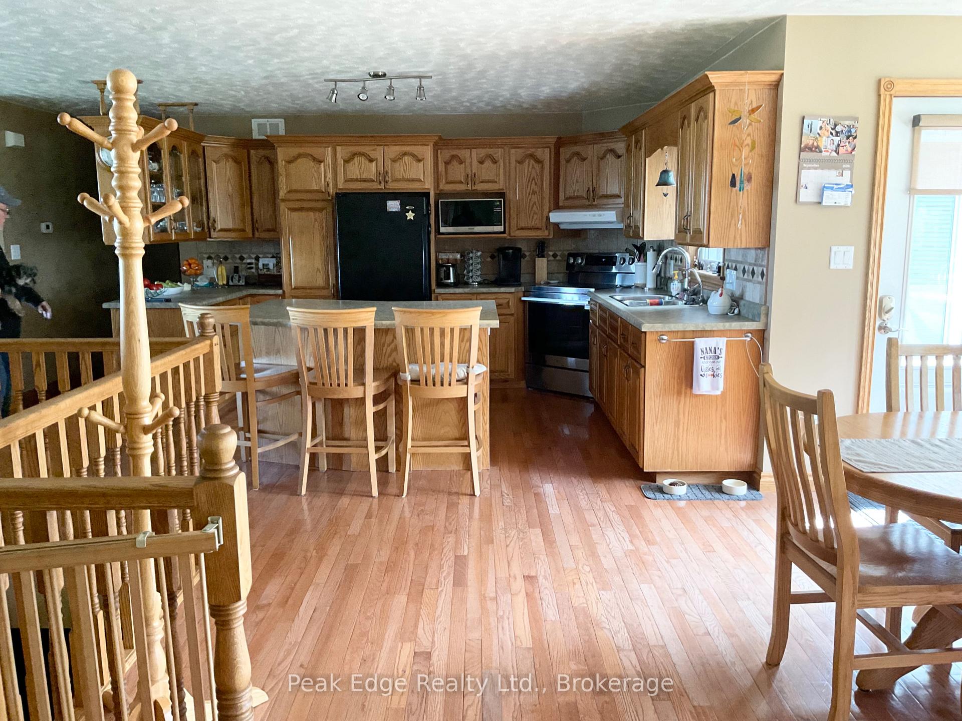 Photo 19 of 5439 Wellington Rd 2, Minto — HOMEH