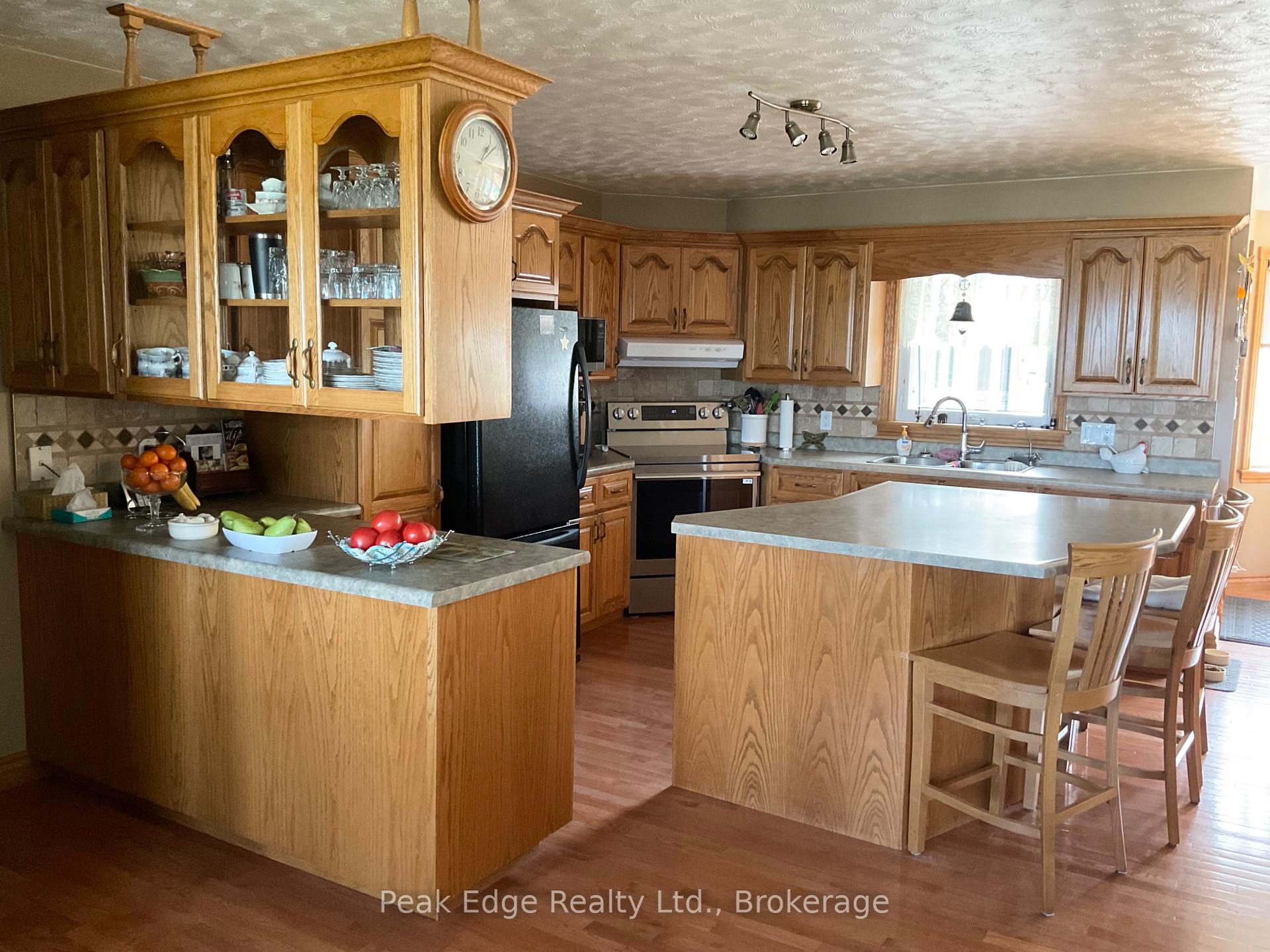 Photo 20 of 5439 Wellington Rd 2, Minto — HOMEH