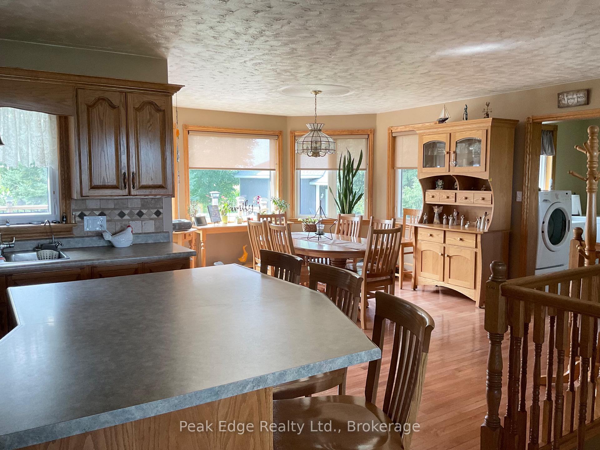 Photo 21 of 5439 Wellington Rd 2, Minto — HOMEH