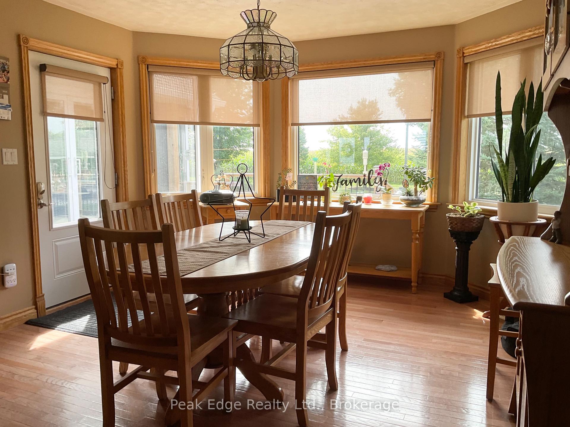 Photo 23 of 5439 Wellington Rd 2, Minto — HOMEH