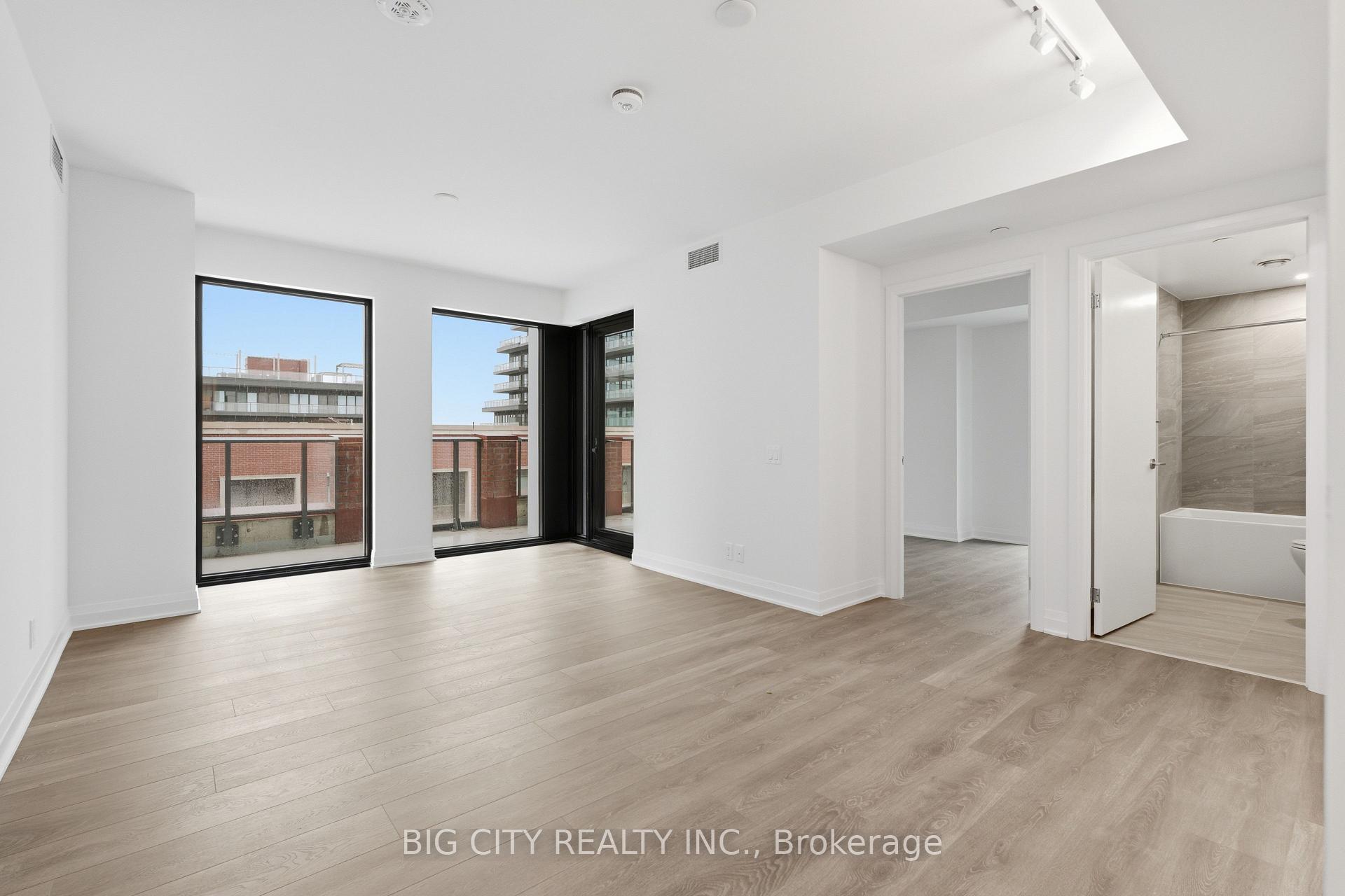 Photo 3 of Unit 707, 25 Frederick Todd Way, Toronto, Thorncliffe Park — HOMEH