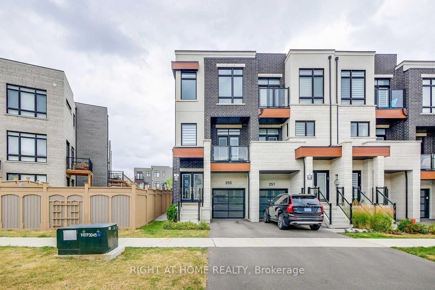 Photo 1 of 255 Thomas Cook Avenue, Vaughan, Patterson — HOMEH