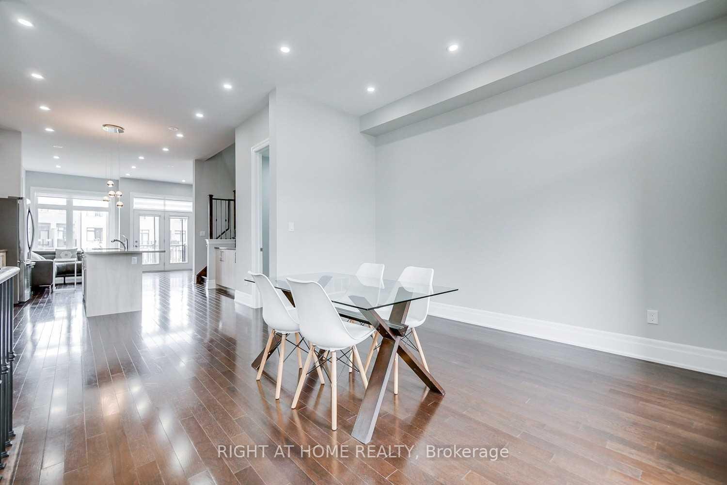 Photo 10 of 255 Thomas Cook Avenue, Vaughan, Patterson — HOMEH