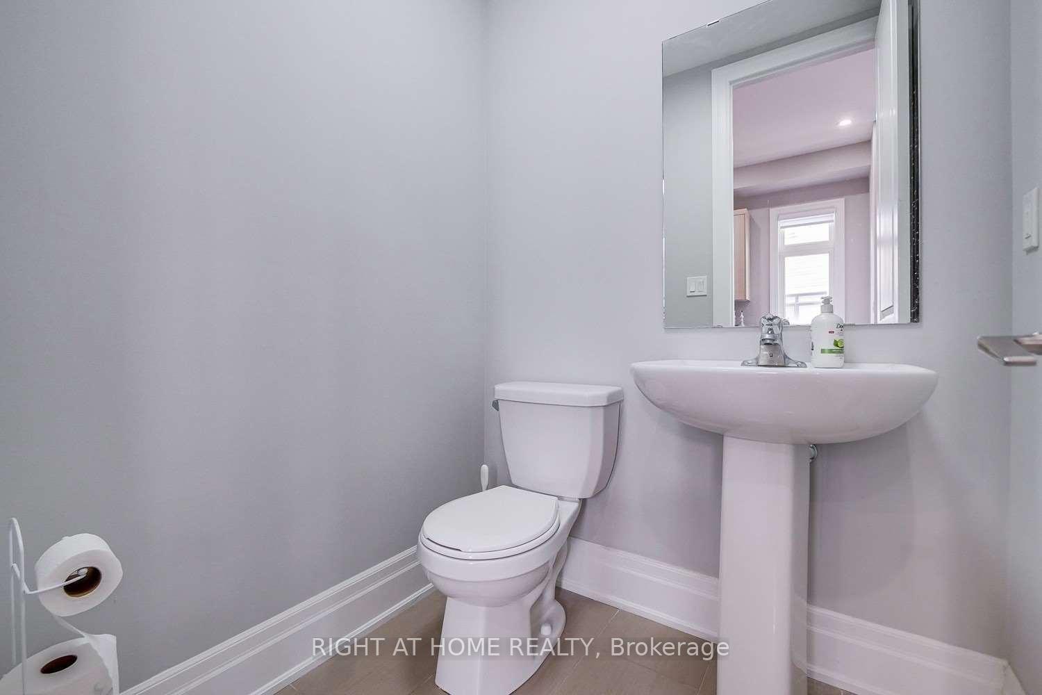 Photo 11 of 255 Thomas Cook Avenue, Vaughan, Patterson — HOMEH