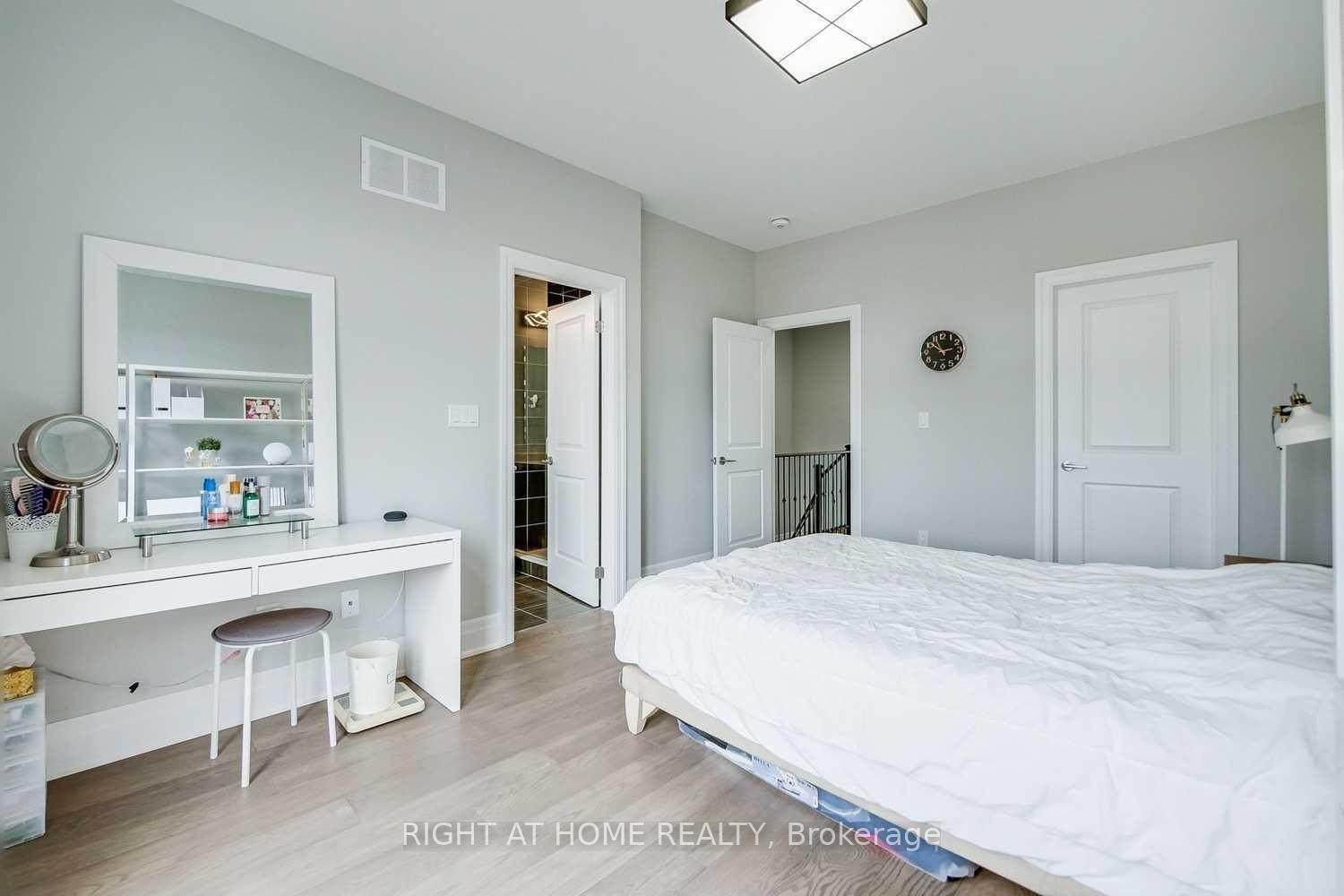 Photo 23 of 255 Thomas Cook Avenue, Vaughan, Patterson — HOMEH