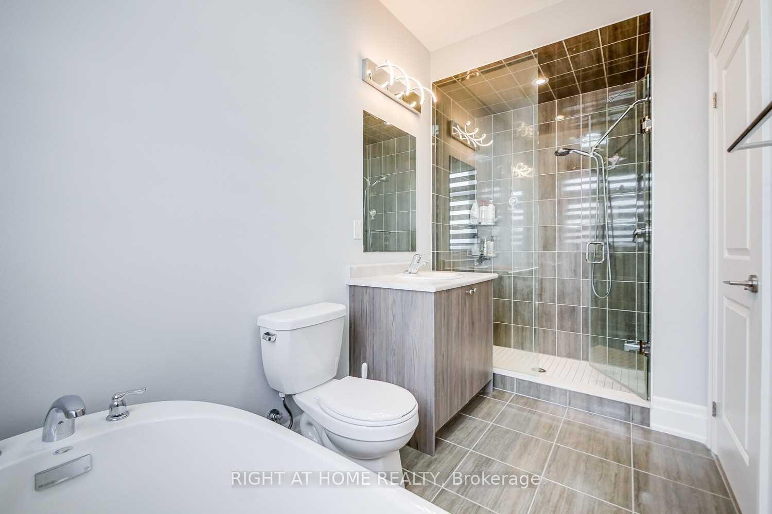 Photo 25 of 255 Thomas Cook Avenue, Vaughan, Patterson — HOMEH