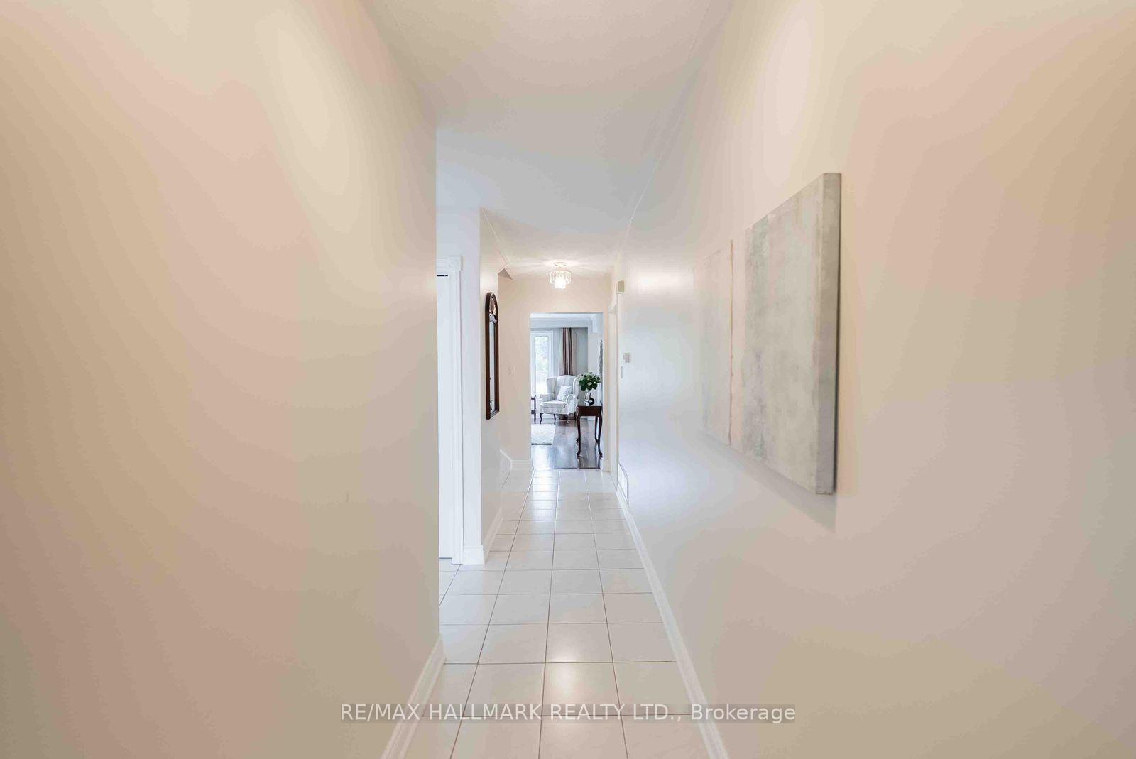 Photo 7 of 65 Baroness Crescent, North York, Don Valley Village — HOMEH